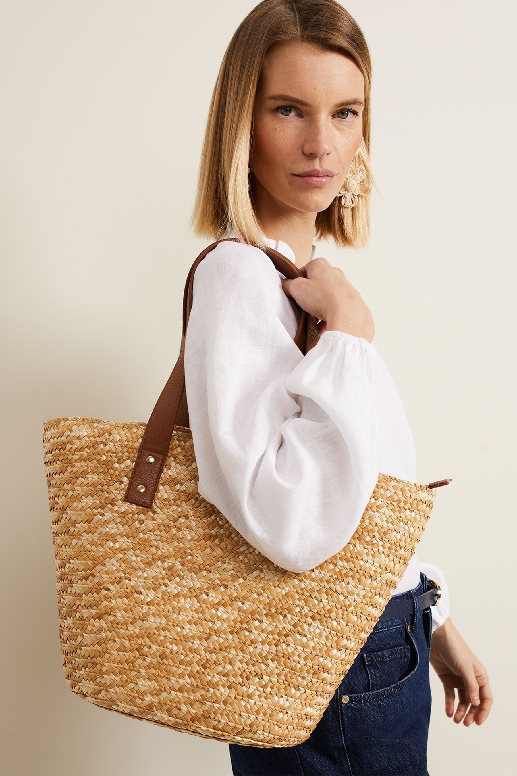 Cream straw bag clearance
