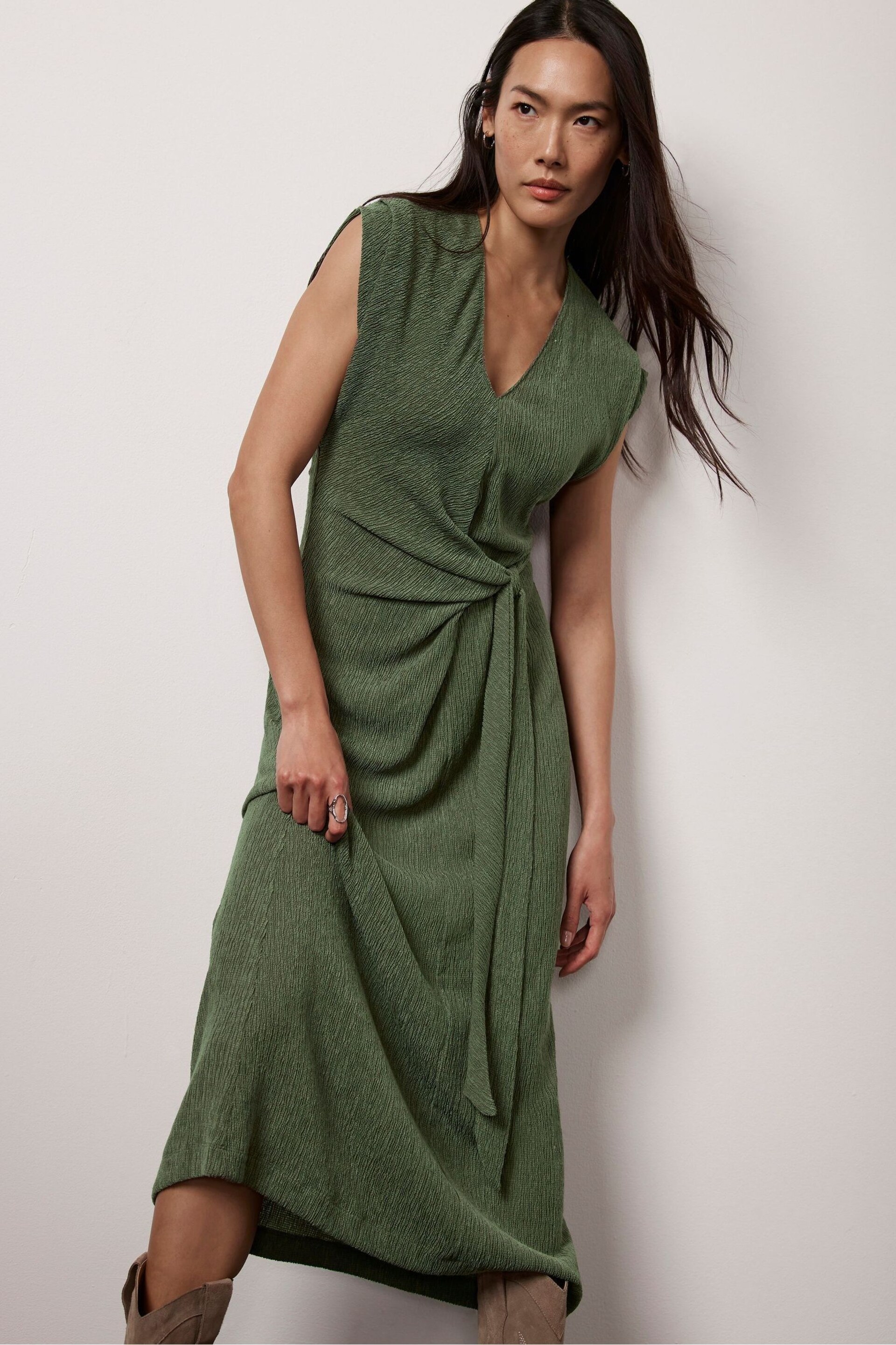 Mint Velvet Green Textured Midi Dress - Image 2 of 4