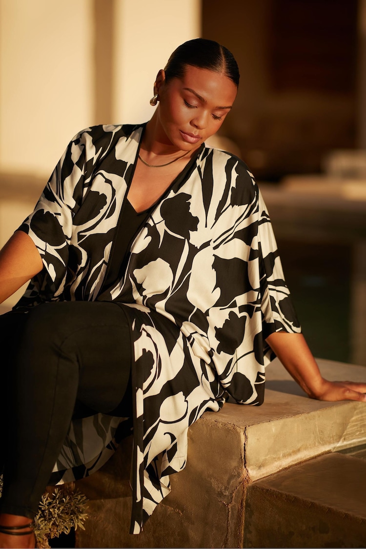 Live Unlimited Black Curve Floral Print Kimono - Image 1 of 7