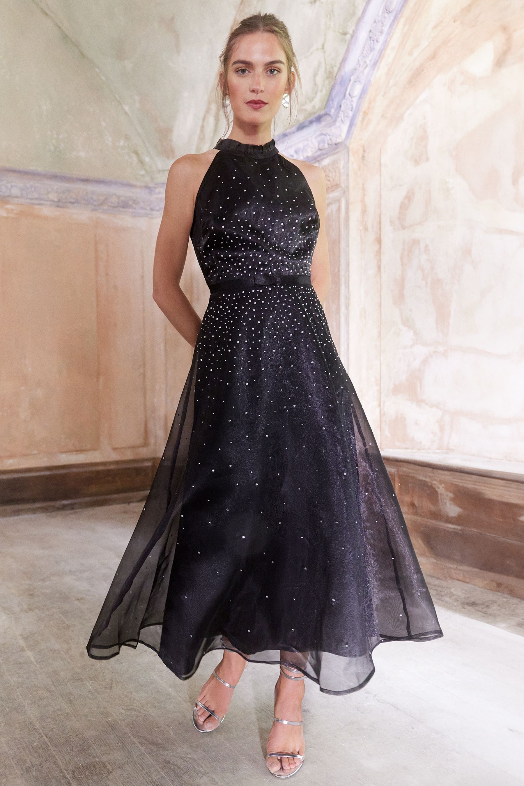 Halter neck party dress uk best sale