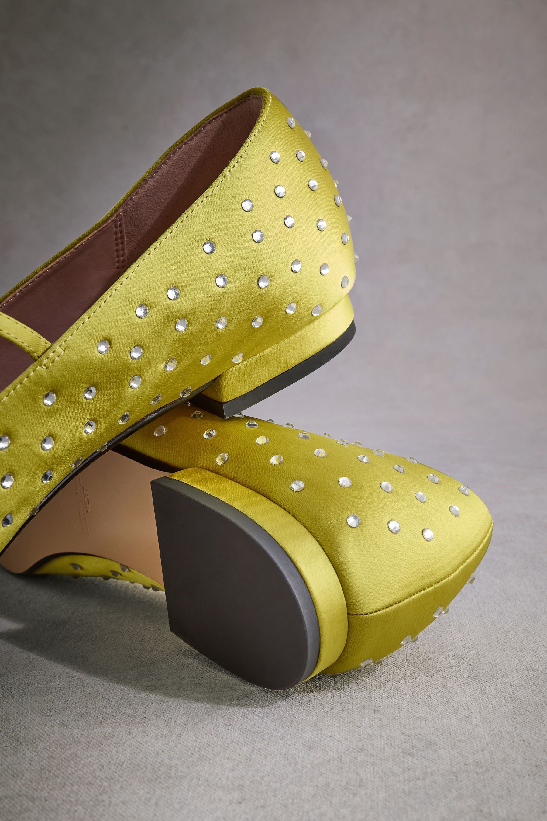 Mustard shoes next deals