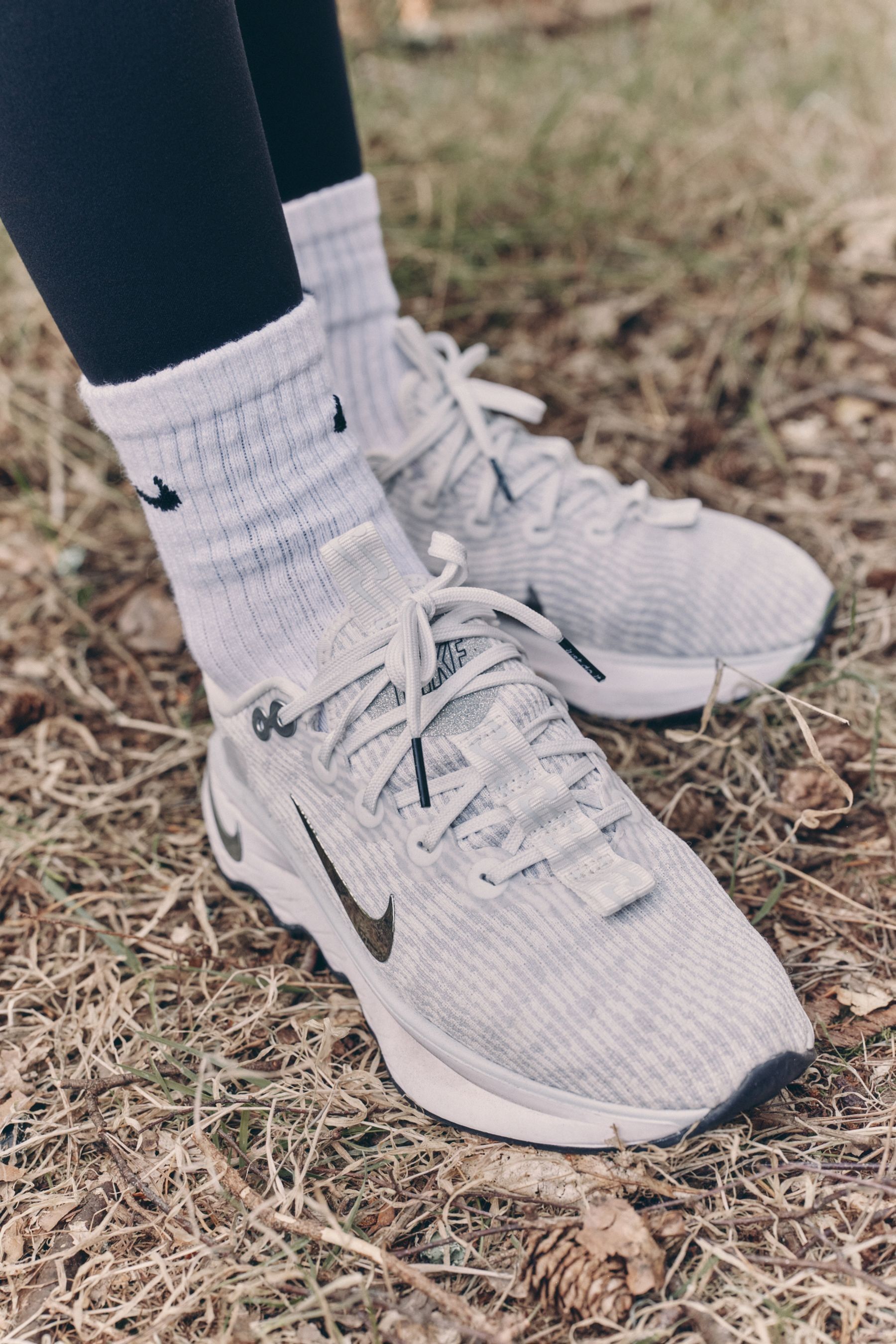 Nike walking trainers top