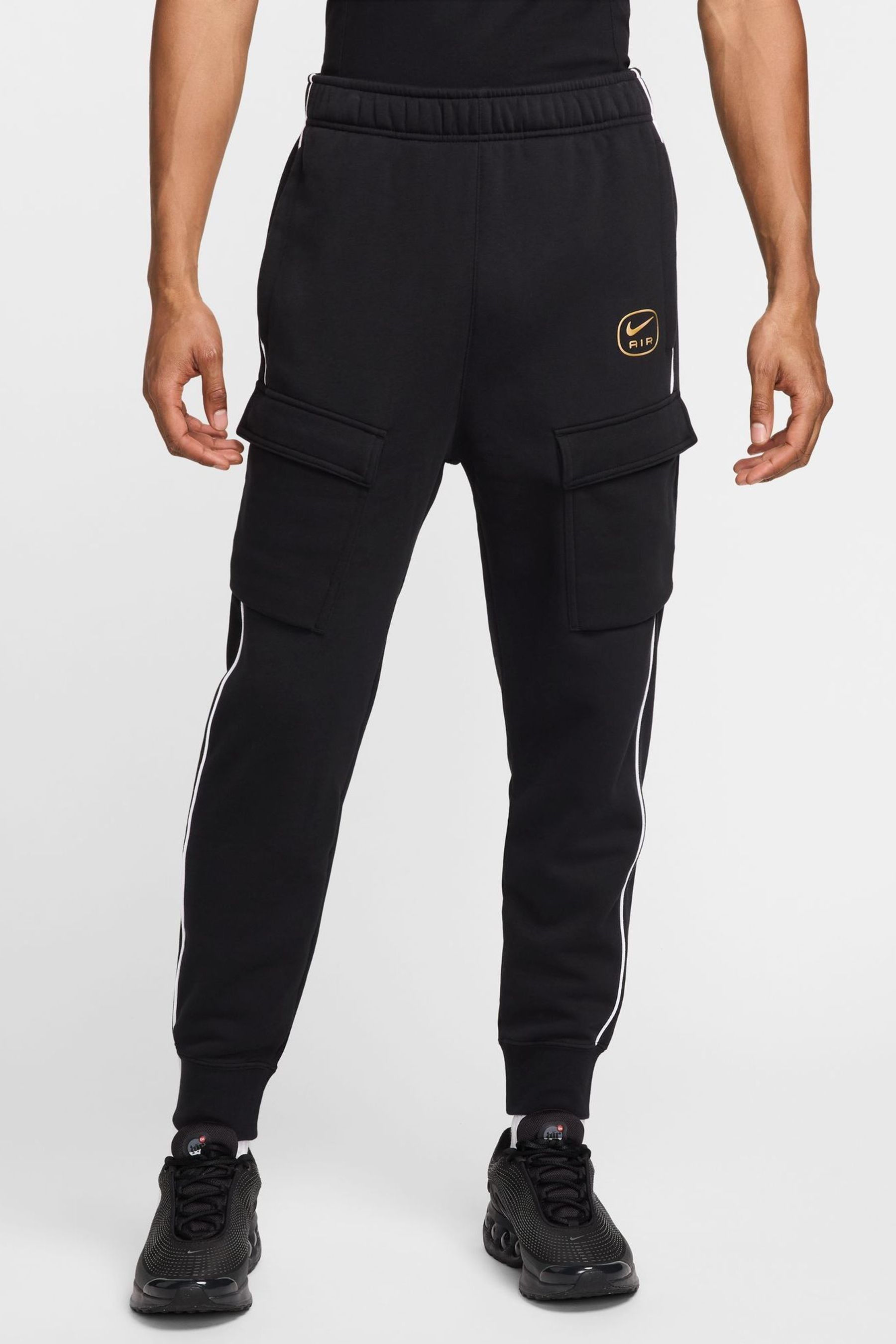 Nike air fleece jog pant black discount