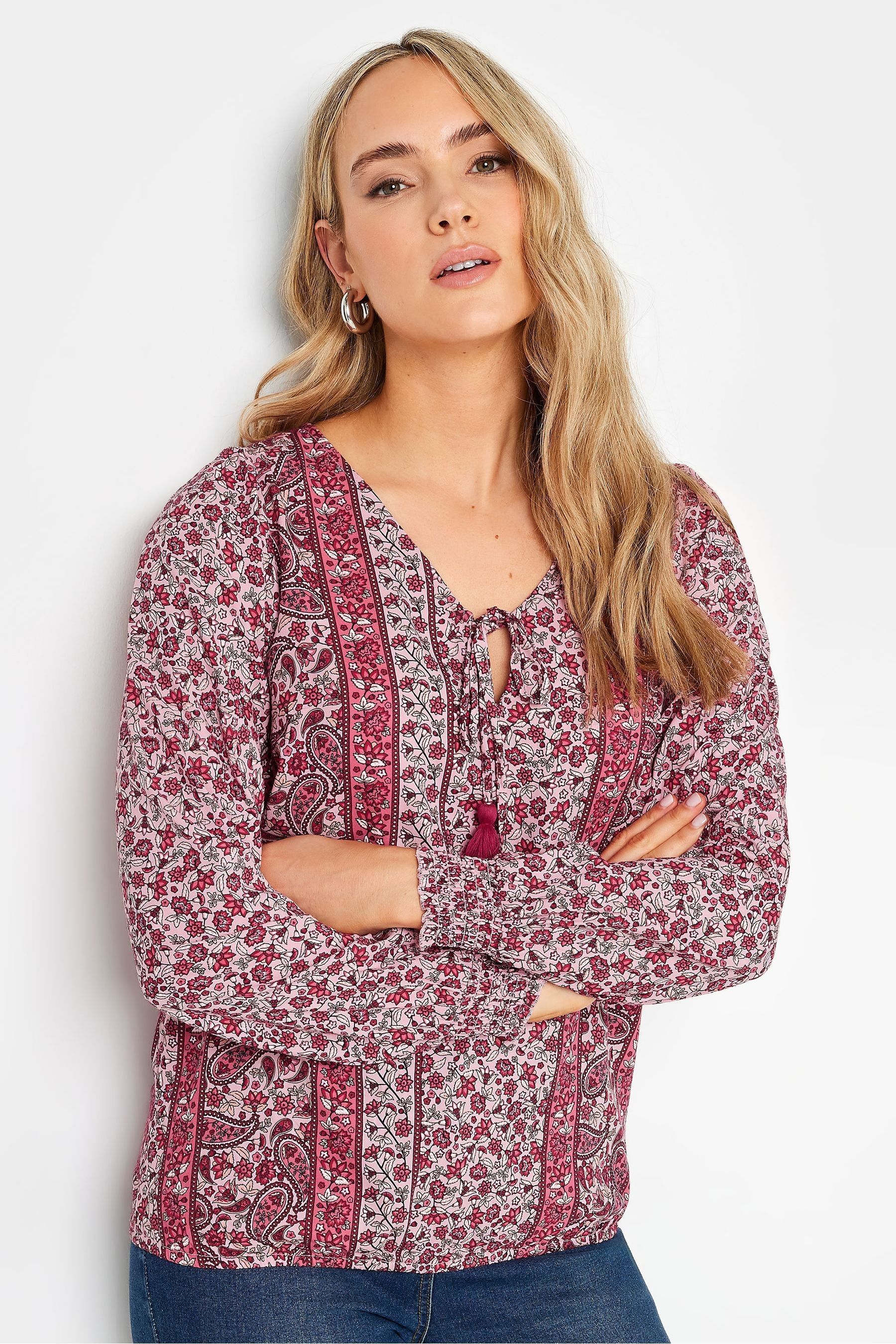 Boho blouse and jeans shop