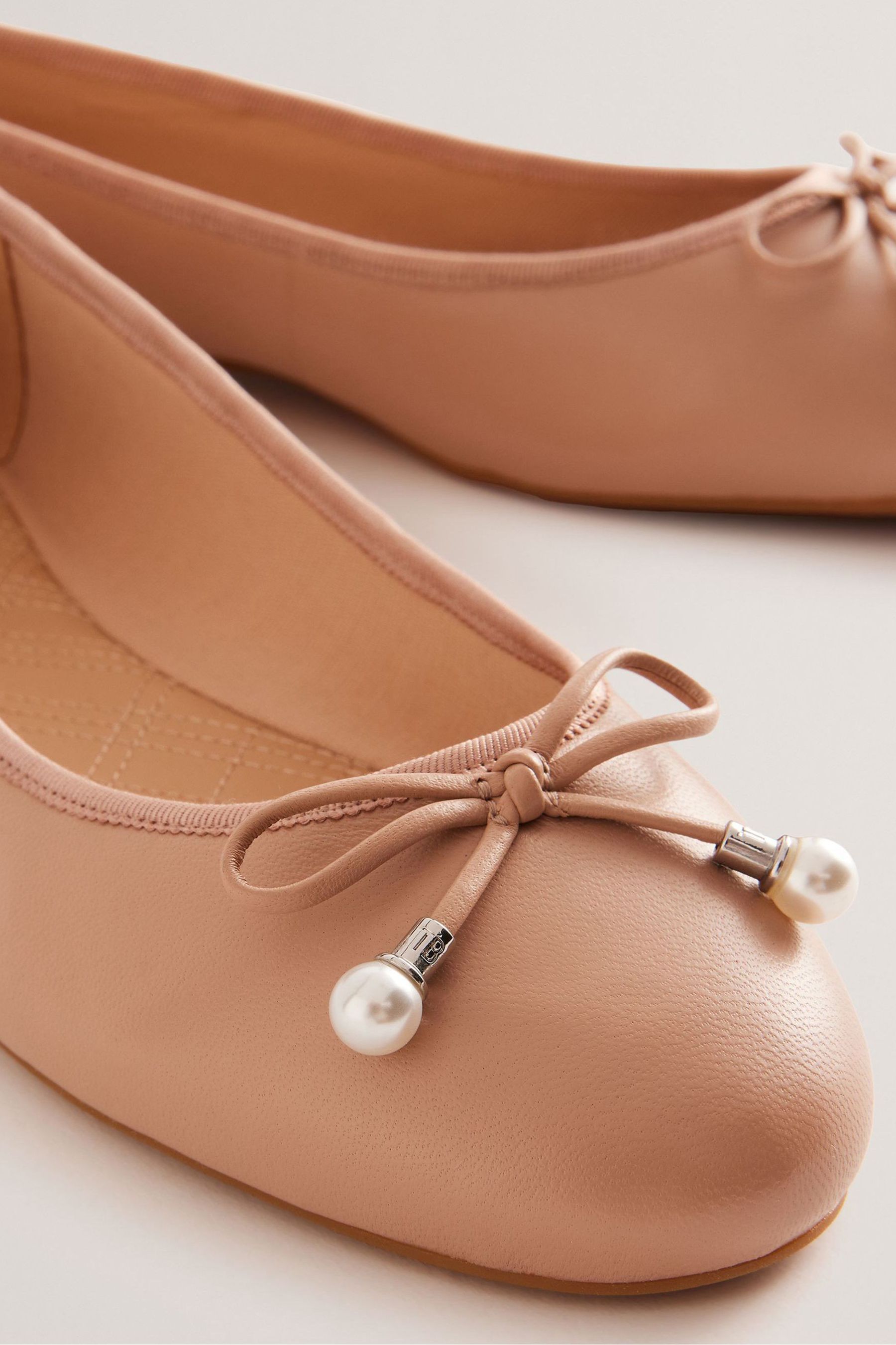 Ted Baker Pink Flat Ayvvah Bow Ballerina Shoes With Signature Coin