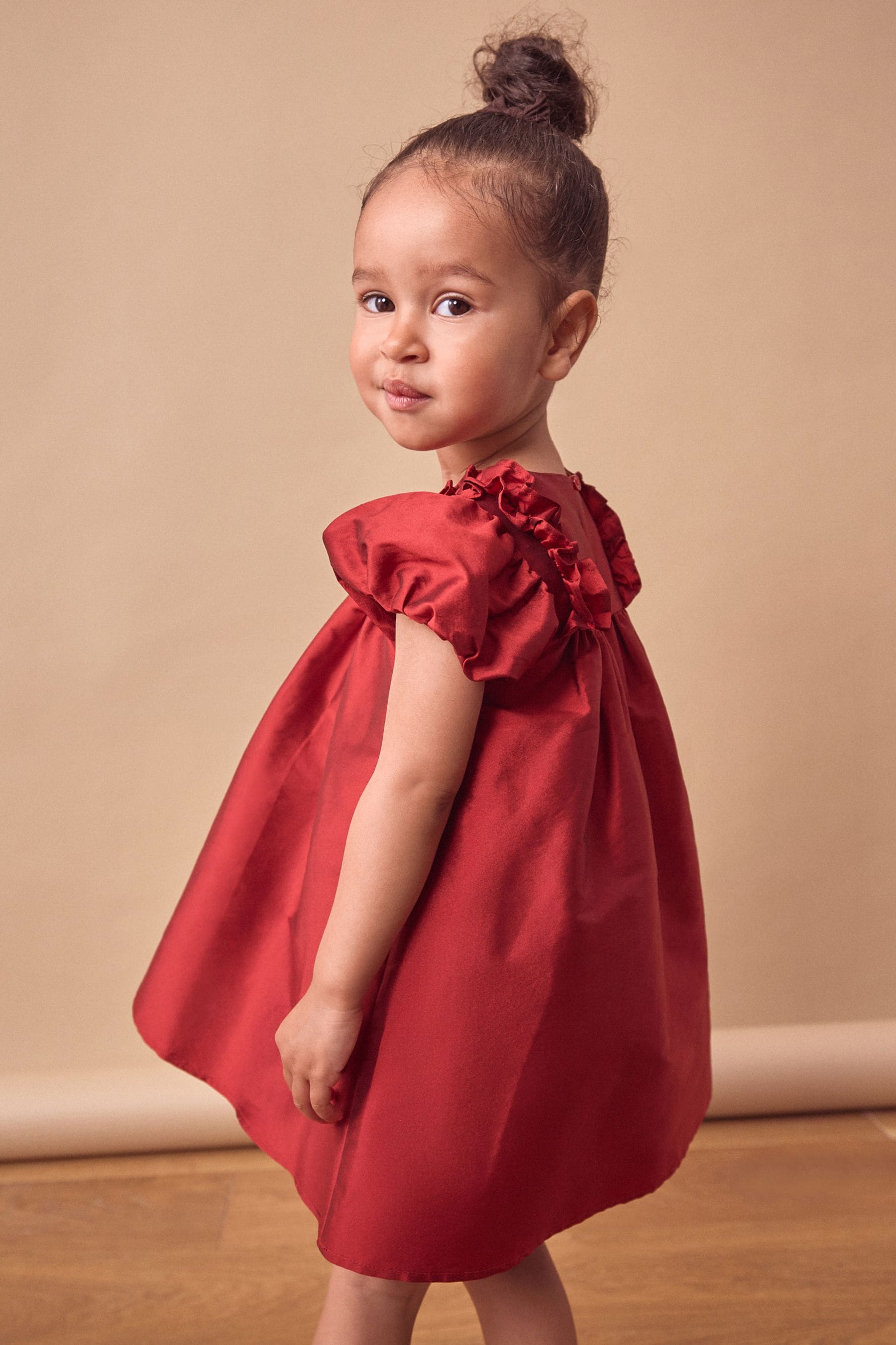 Little red dress uk 2025