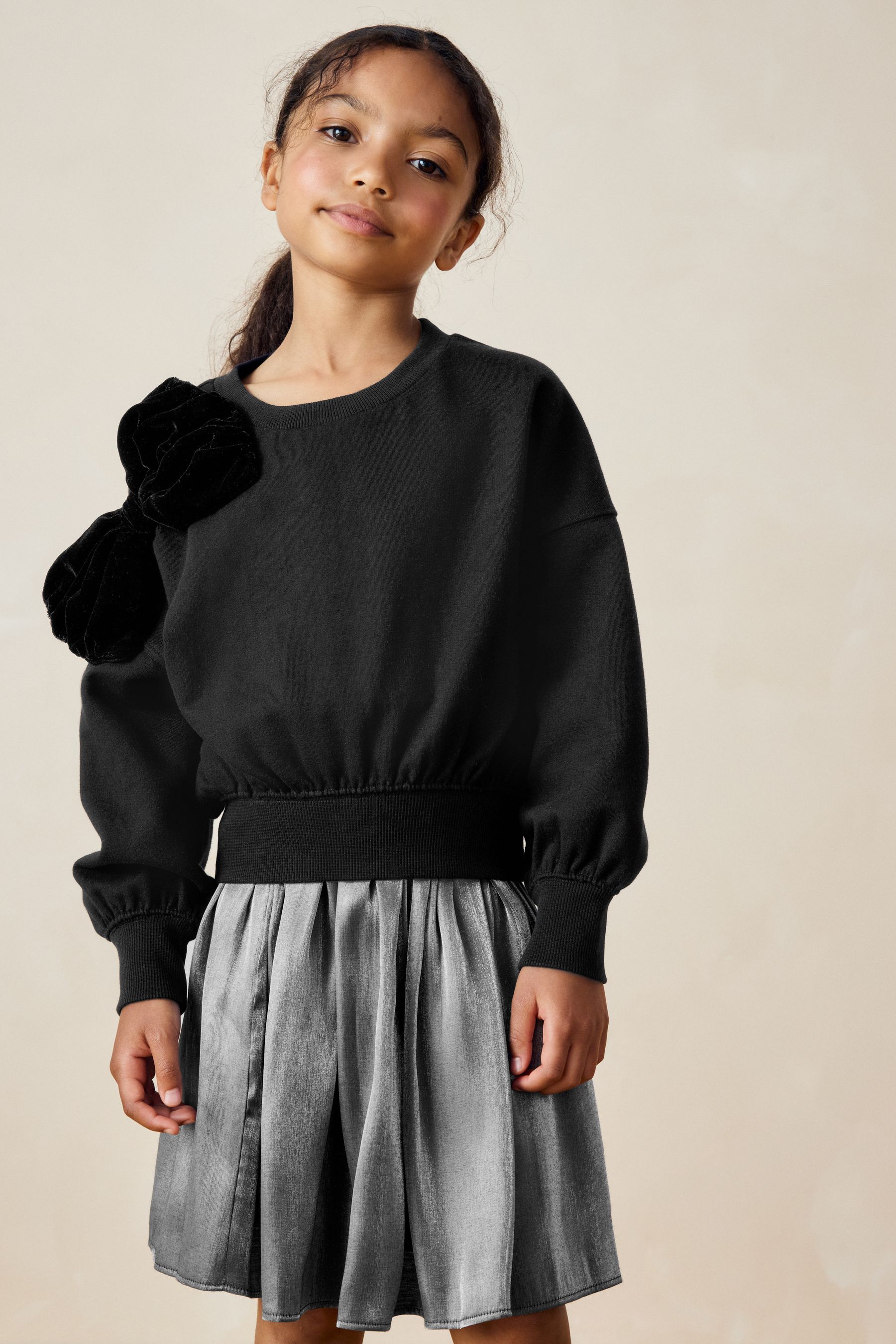 NEXT Black Velour Bow Sweatshirt 3 16yrs 10 Yrs Girls