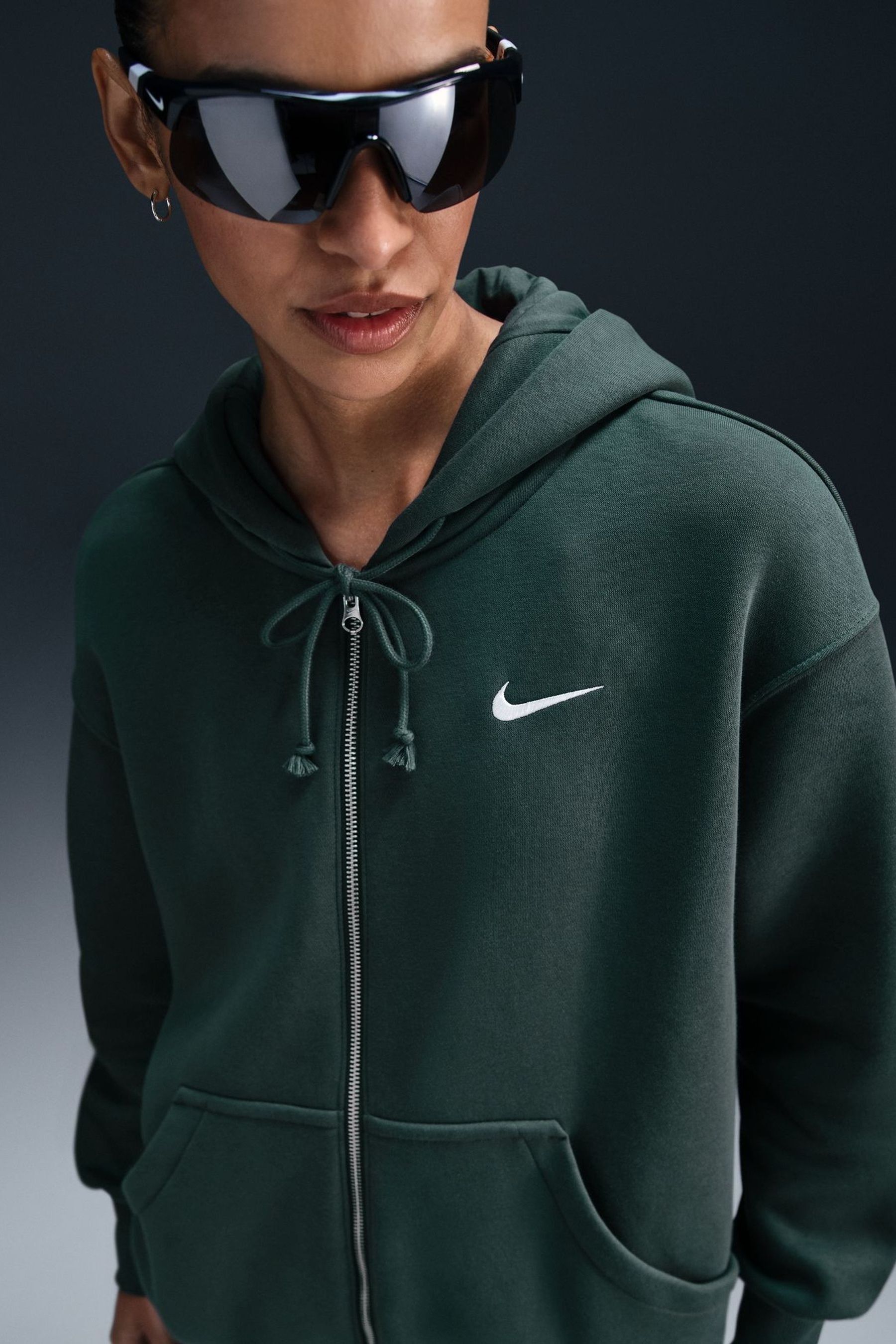 Hunter green nike hoodie new arrivals