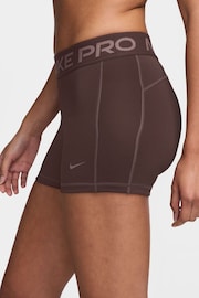 Nike Brown Pro Leak Protection Period Dri-FIT Mid-Rise 3" Cycling Shorts - Image 3 of 4