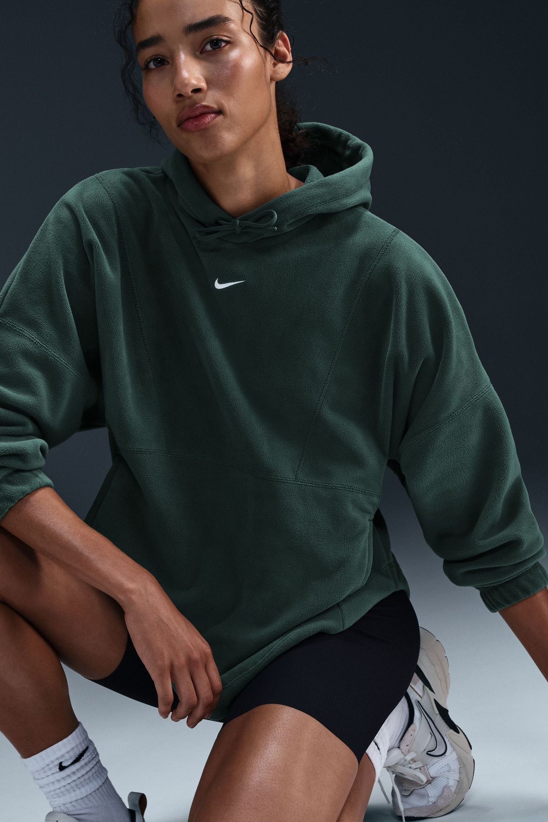 Green nike therma hoodie new arrivals