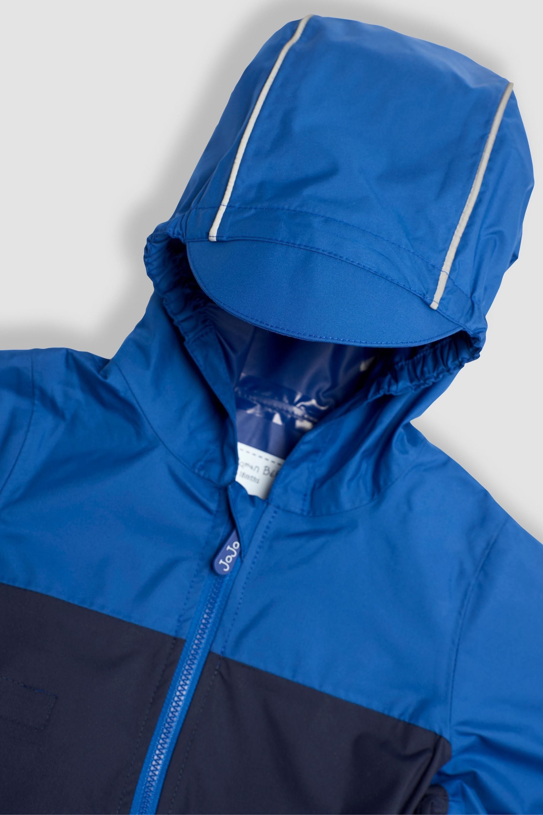 Packaway hood showerproof jacket cheap
