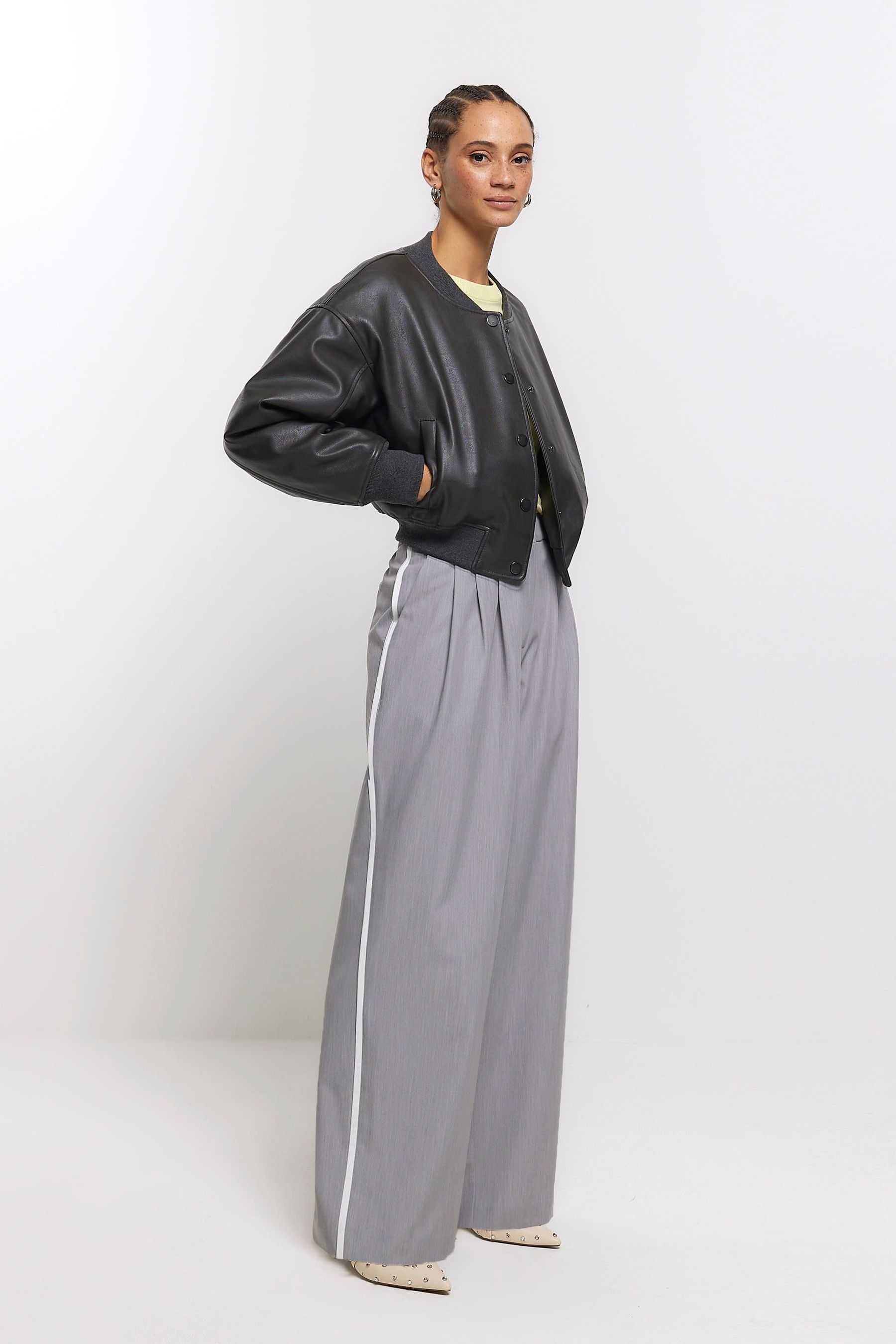 Grey side stripe trousers hotsell