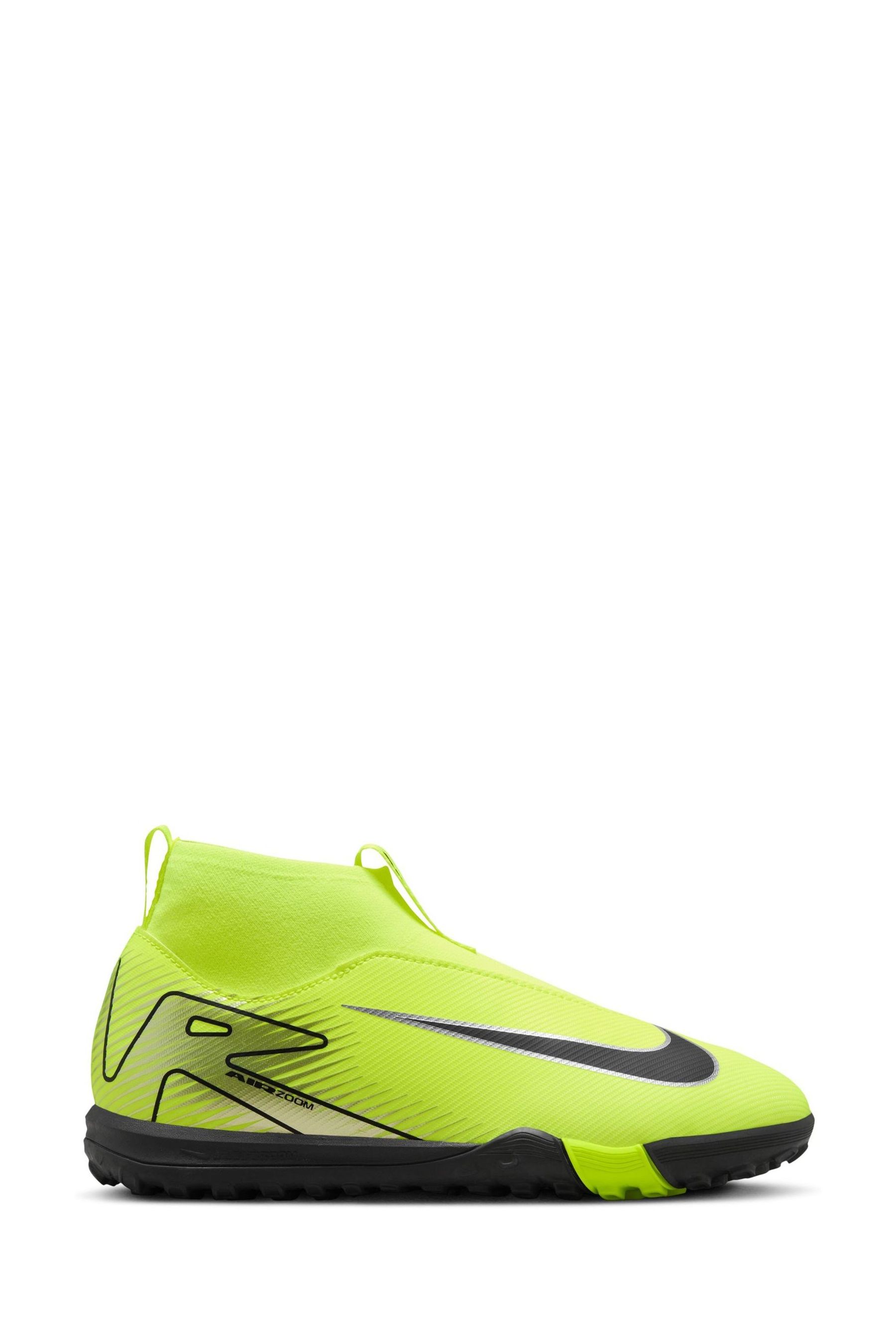 Nike yellow soccer shoes outlet