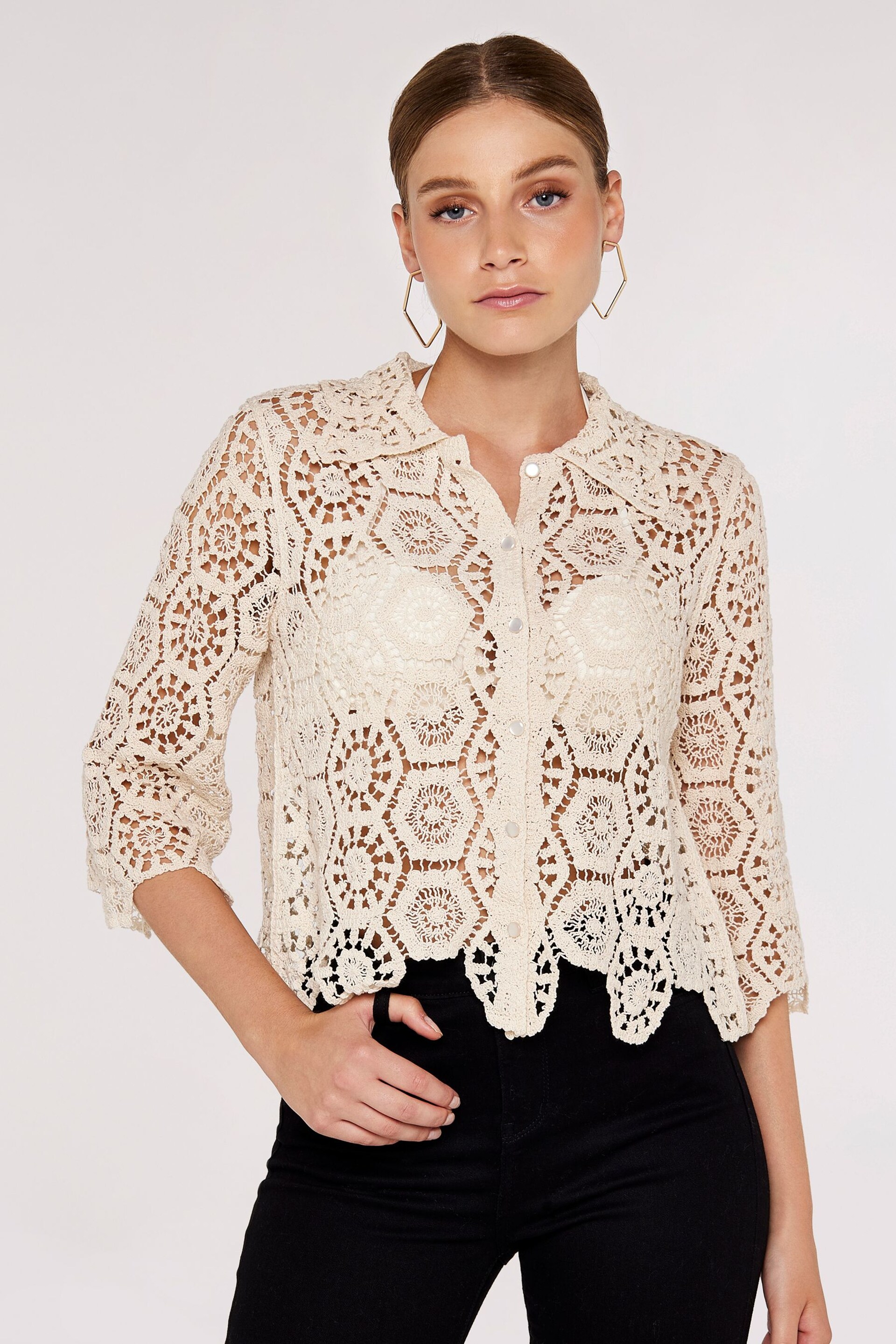 Apricot Cream Crochet Geo 3/4 Sleeve Shirt - Image 3 of 5