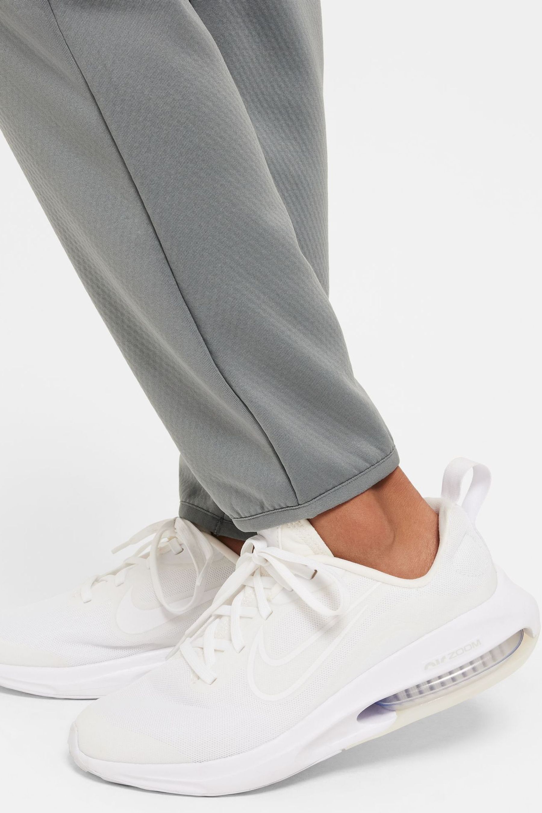 Air max axis on feet clearance