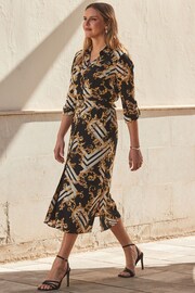 Sosandar Black/Gold Baroque Print Belted Shirt Dress - Image 4 of 5