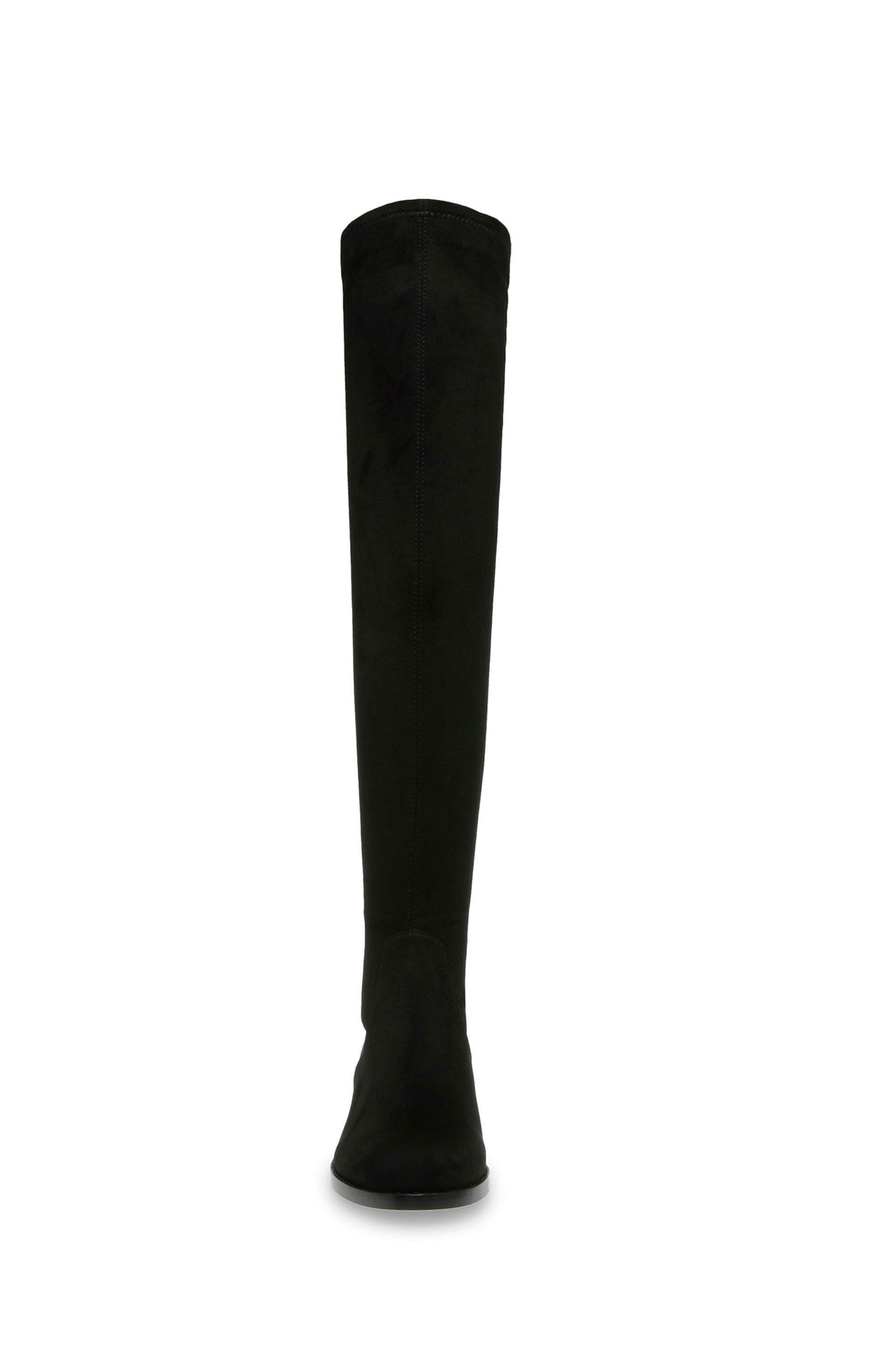 Aaden bootie steve madden top