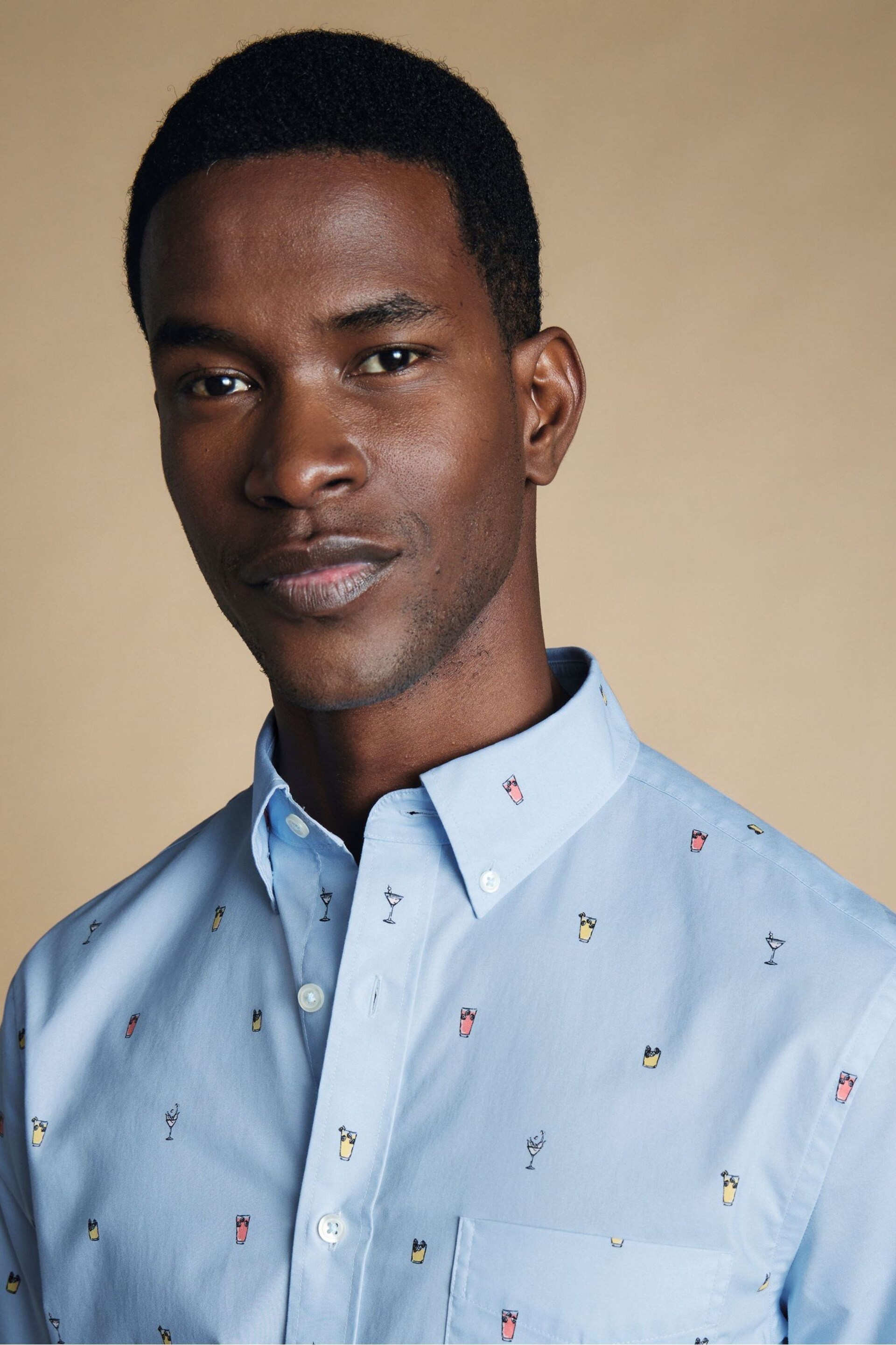 Charles Tyrwhitt Blue Slim Fit Non Iron Short Sleeve Cocktail Print Shirt - Image 2 of 5