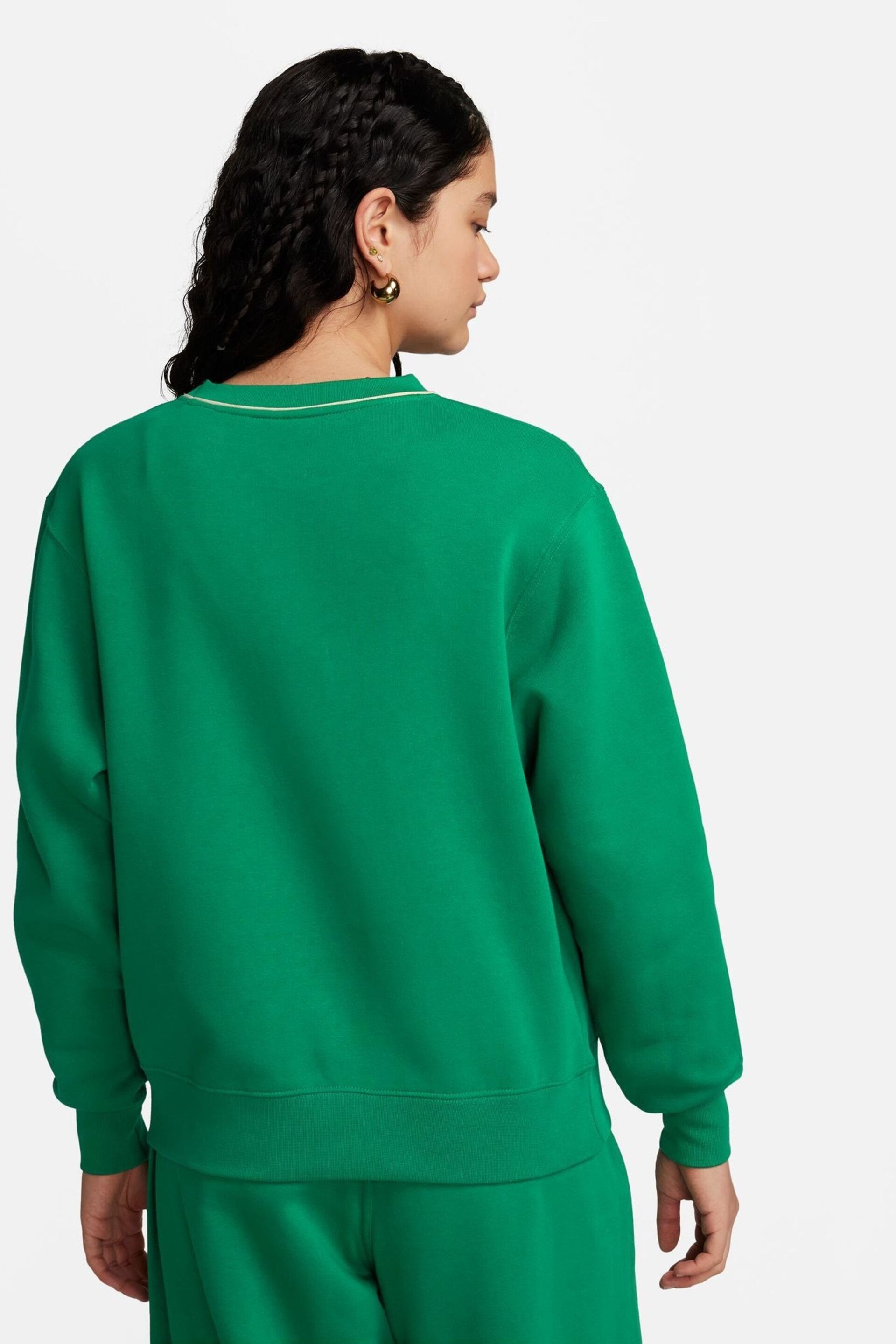 Nike Green Logo Crew Sweat Top - Image 2 of 4