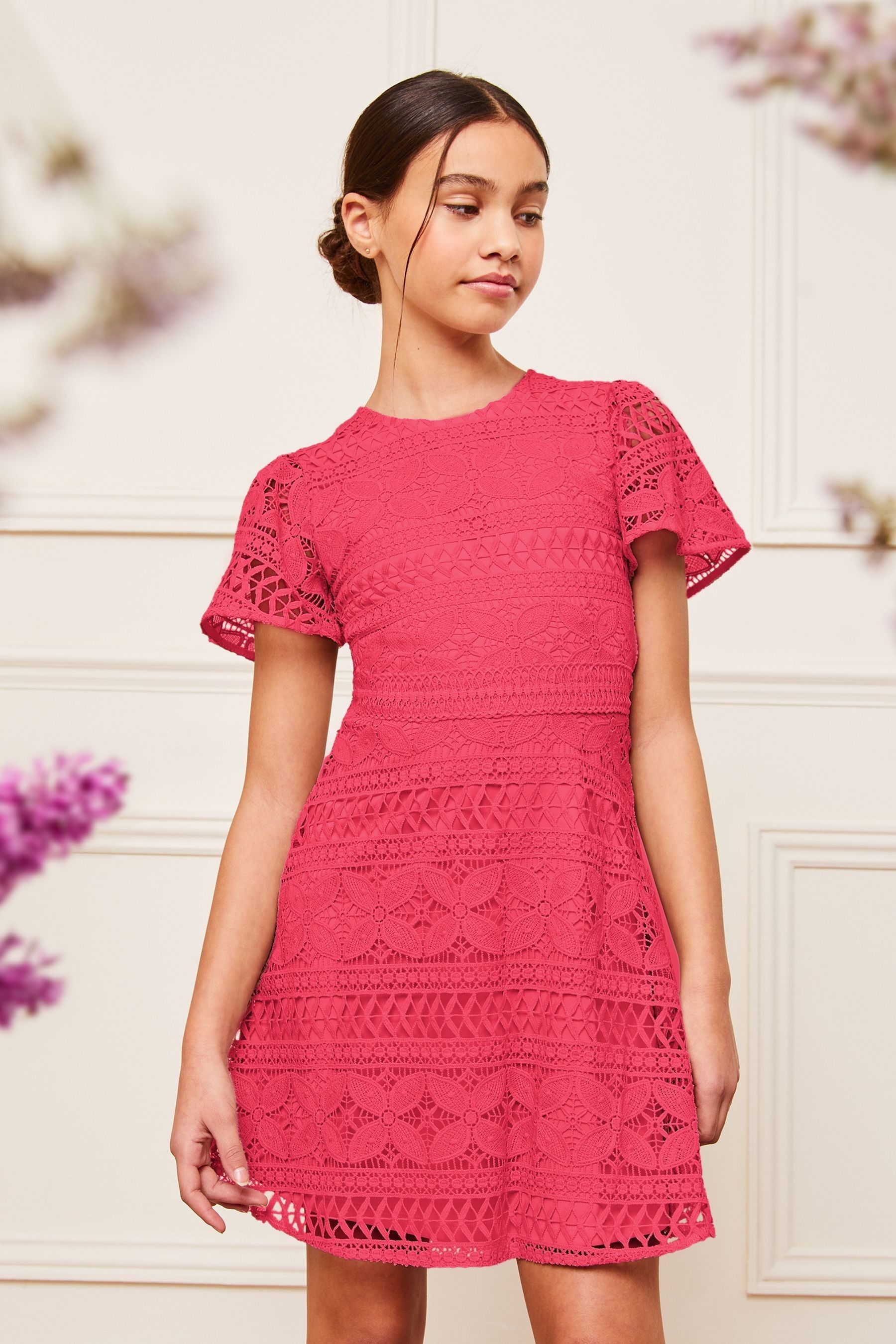 Pink lace dress canada store