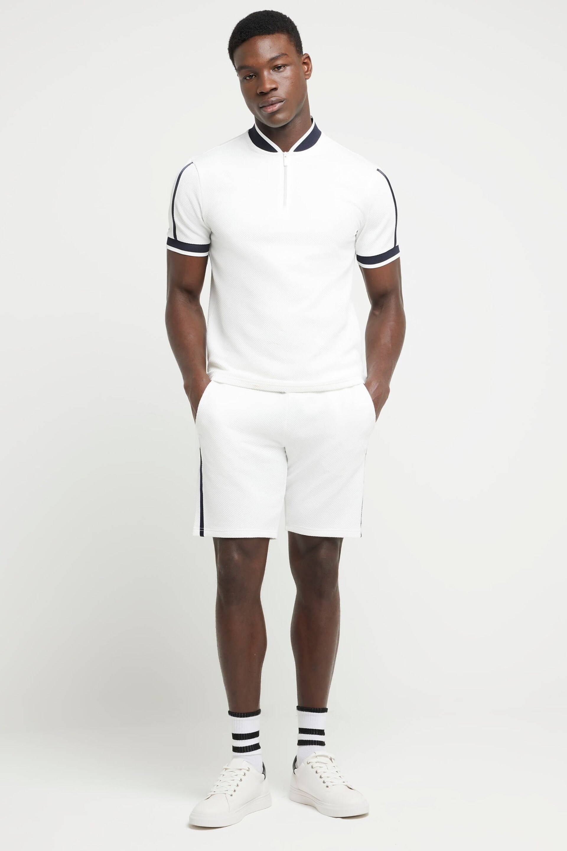 River Island White White Short Sleeve Slim Fit Contrast Baseball T-Shirt - Image 2 of 6