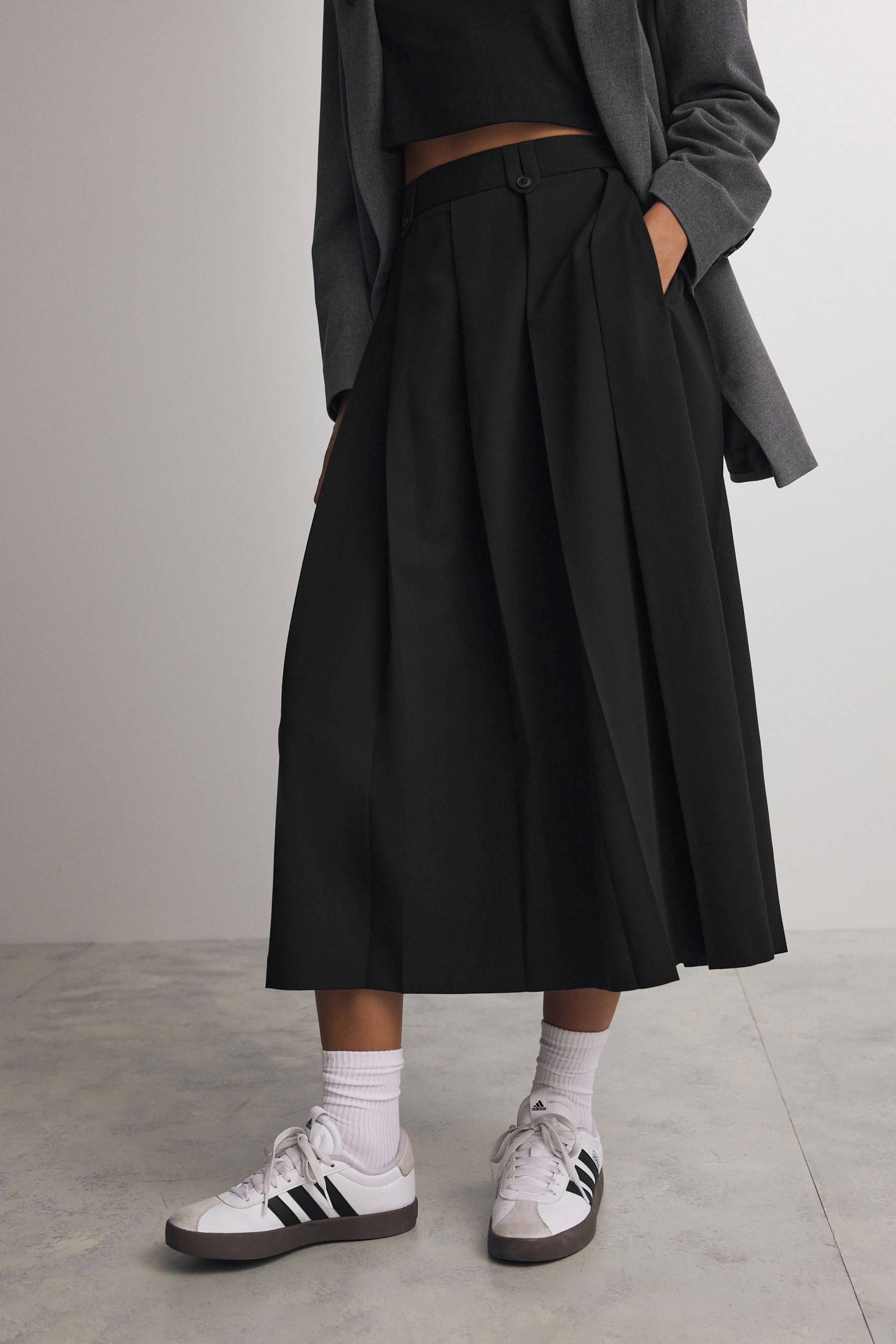 Pleated skirt uk online cheap
