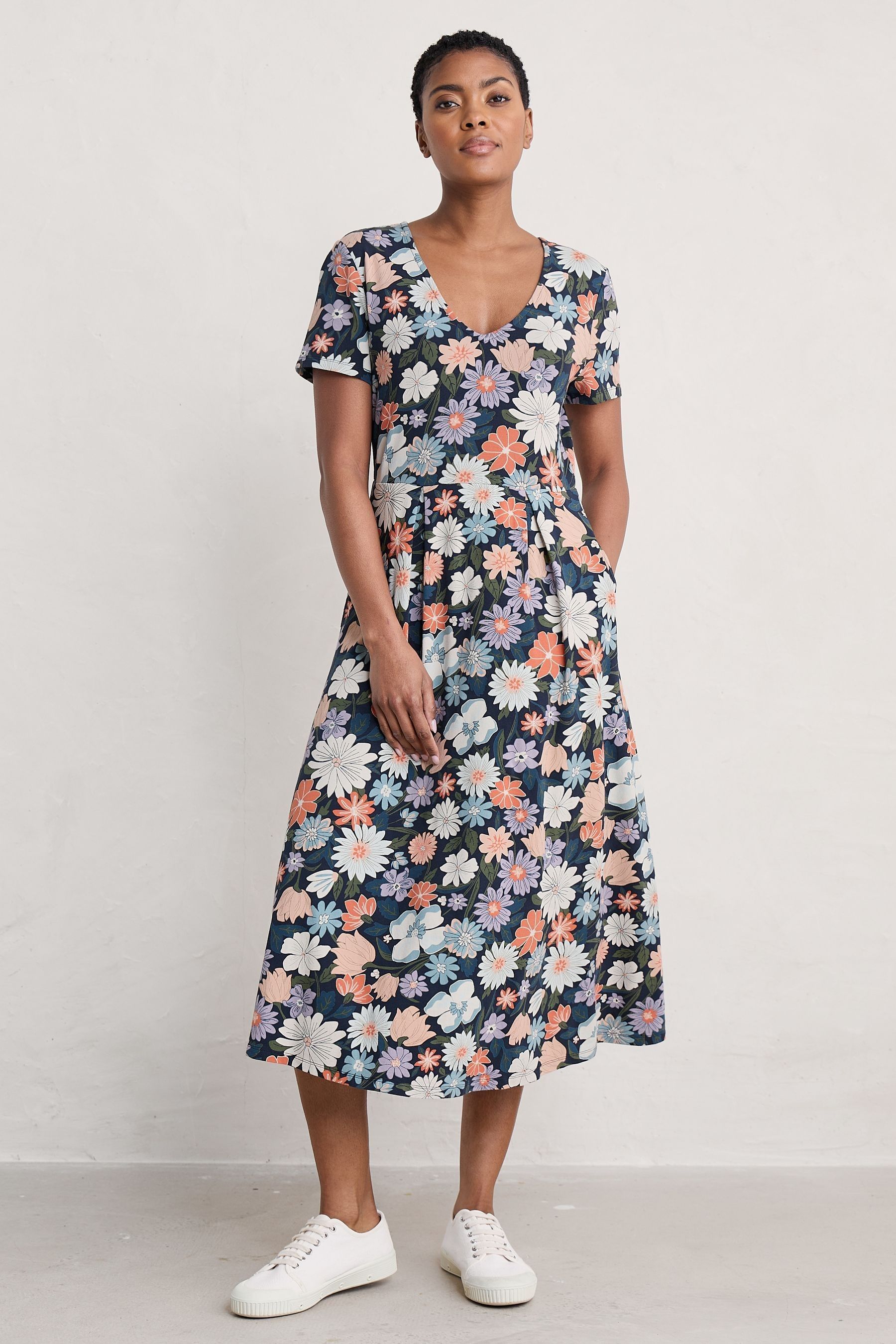 Lipsy helena dress hotsell