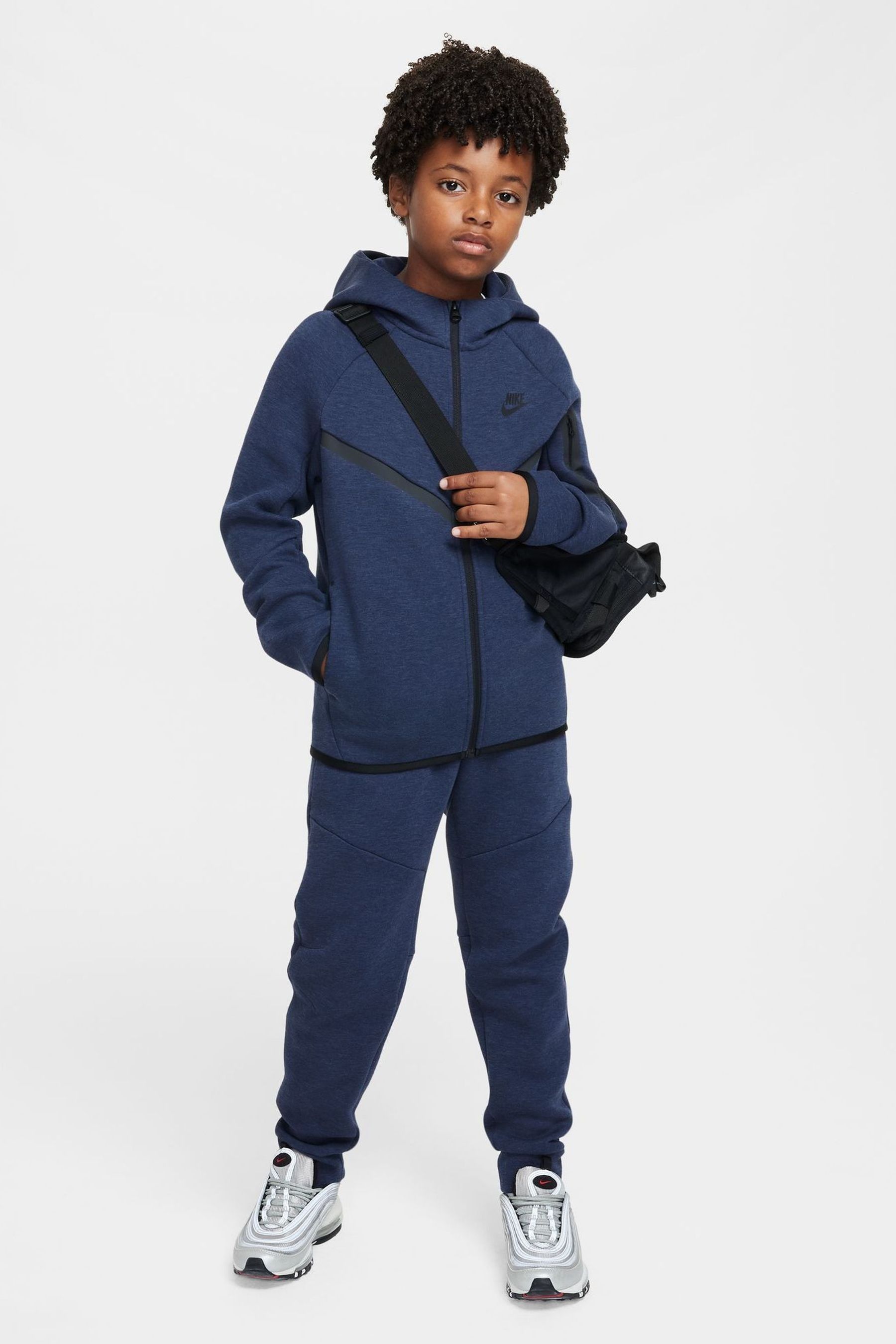 Midnight blue nike tech on sale