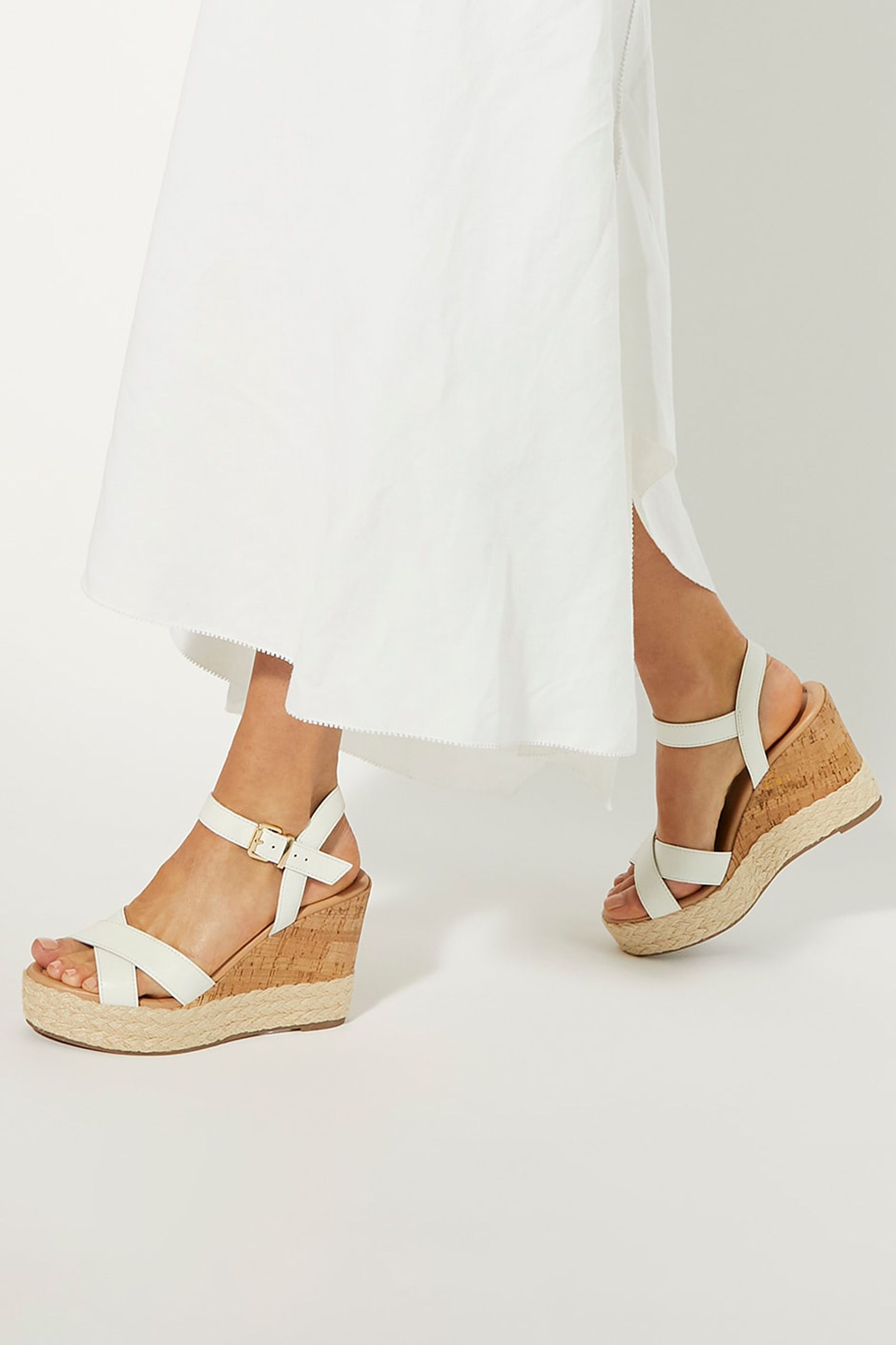 White wedges dune store