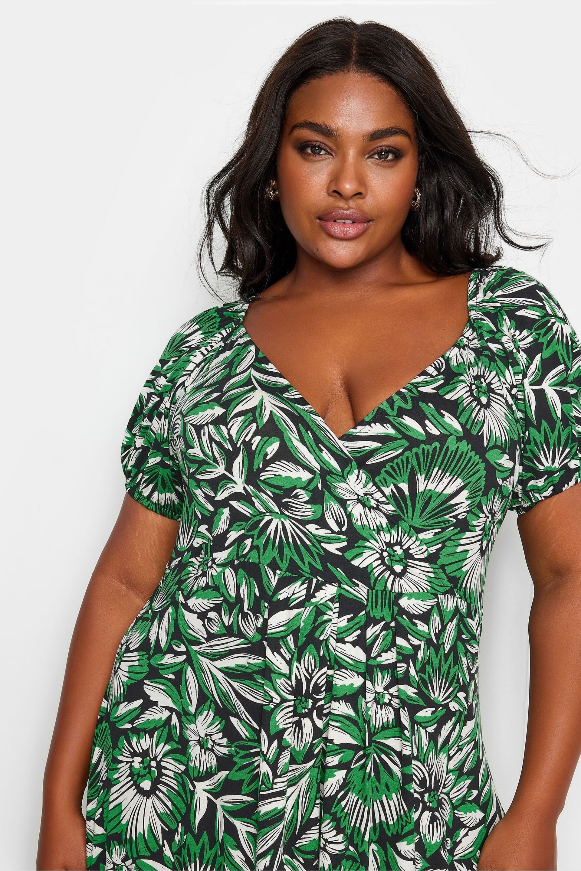 Yours Curve Green Floral Wrap Maxi Dress - Image 4 of 5