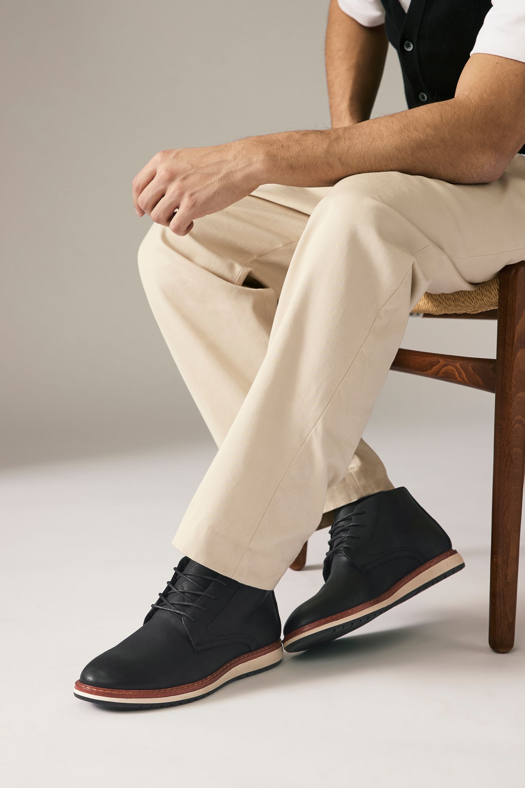 Sports boots online top