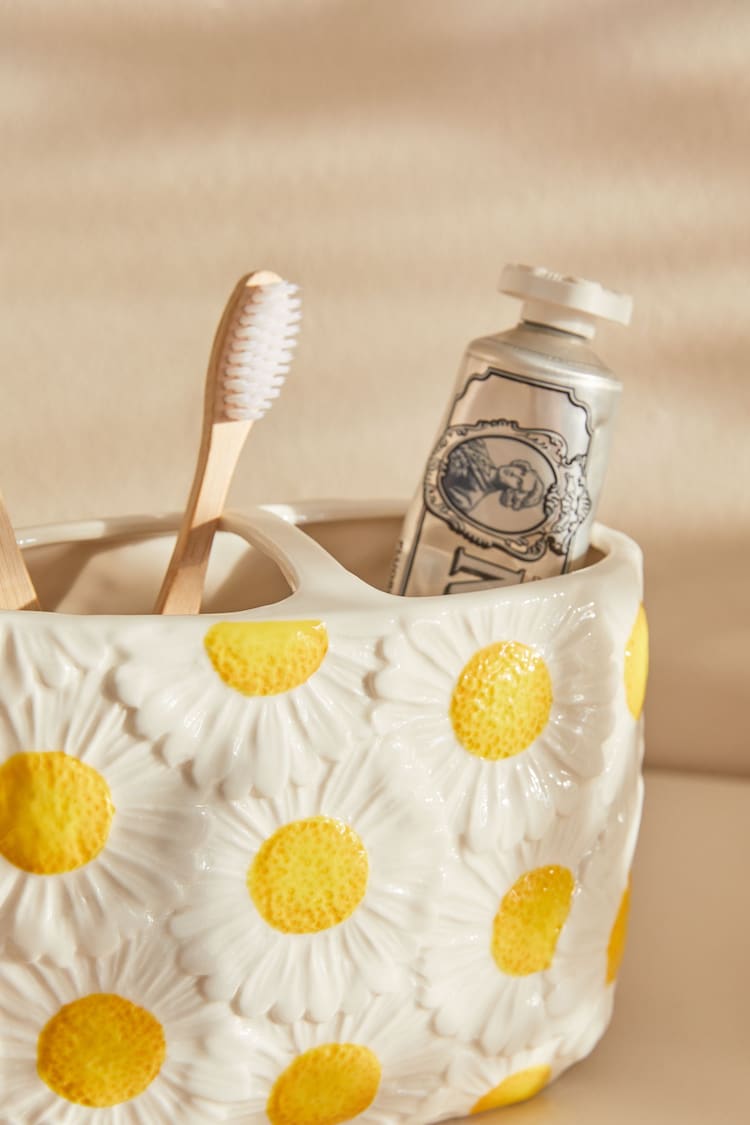 White Daisy Toothbrush Tidy - Image 2 of 4