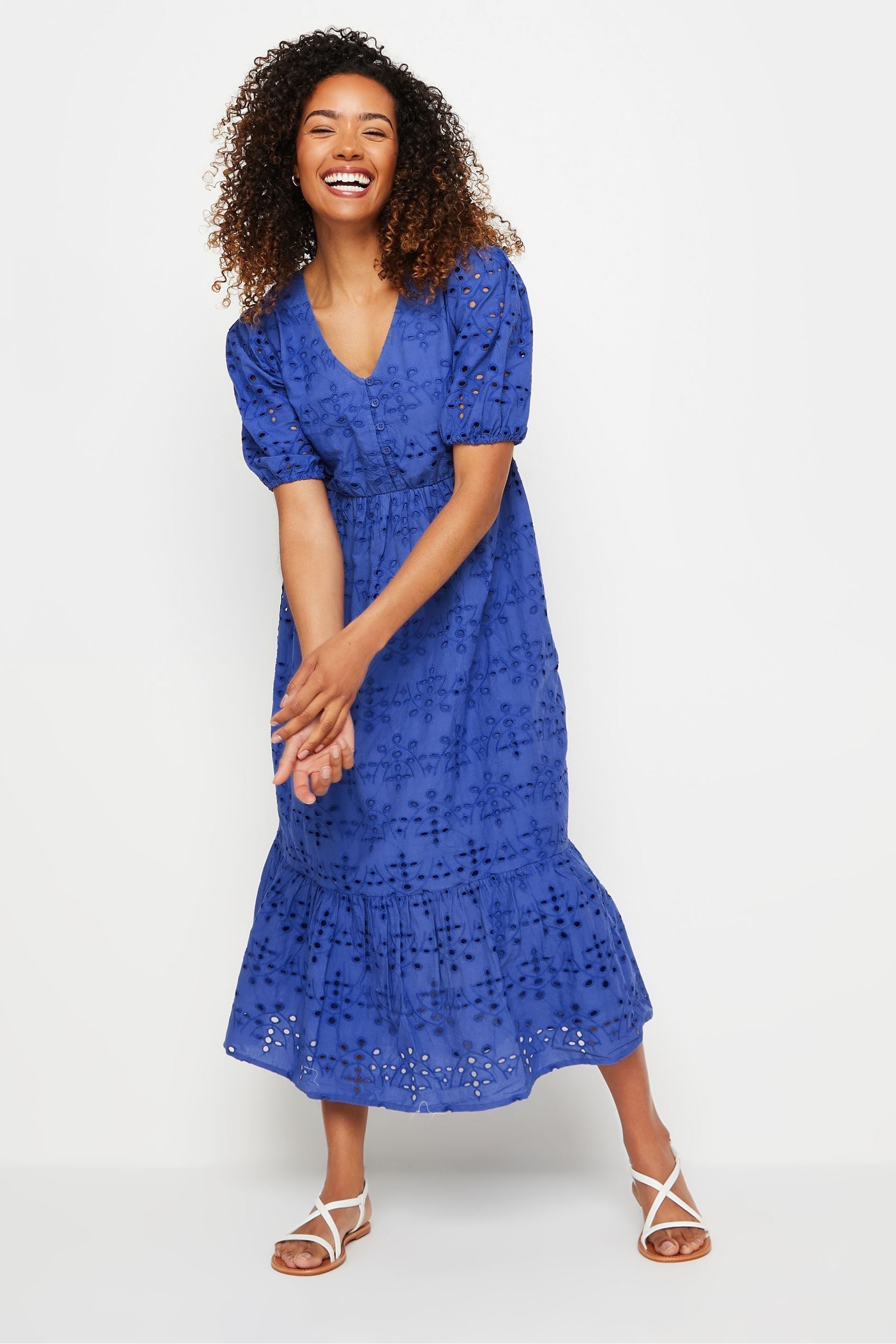 M&co boutique dresses shop