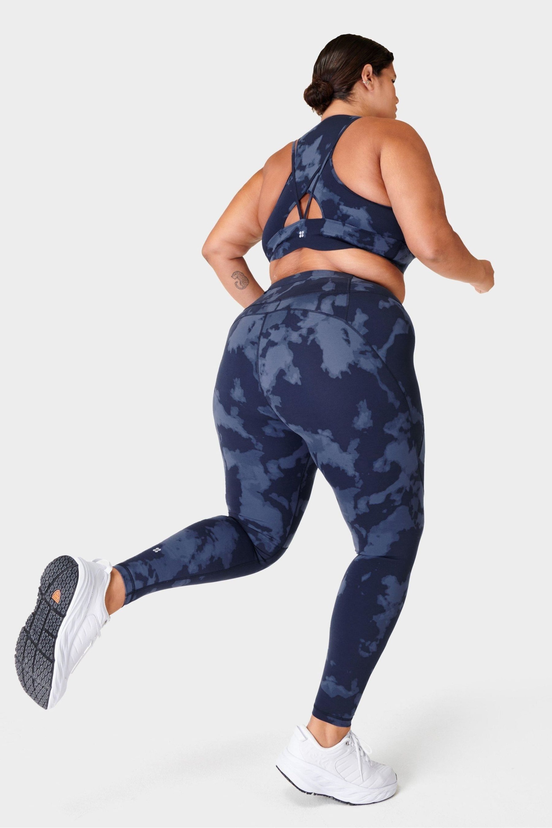 Sweaty Betty Blue Fade Print Full Length Power Workout Leggings - Image 4 of 8