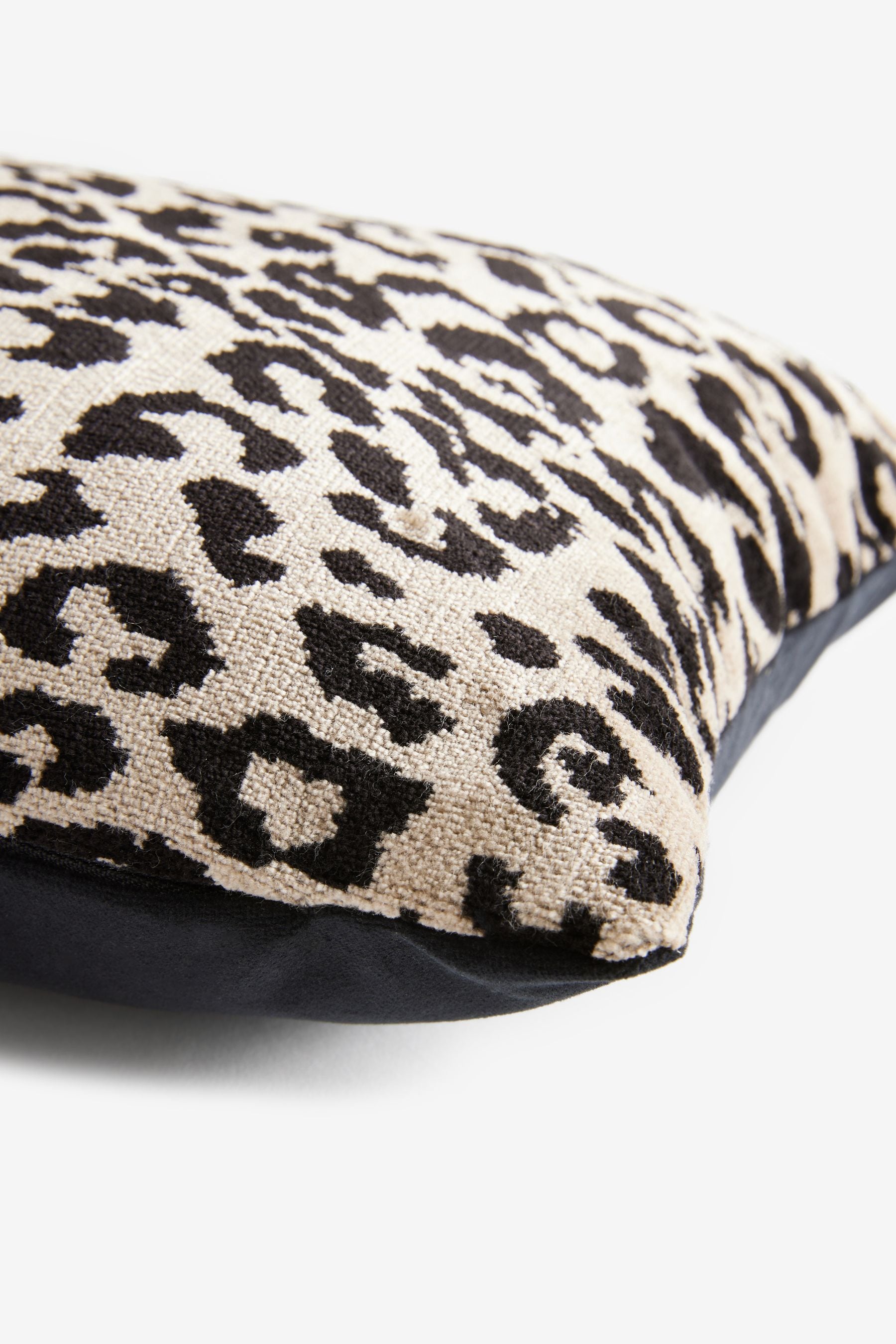 Black and white leopard print cushions top