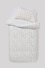 White Brushed Santa Icon Christmas Duvet Cover and Pillowcase Set - Image 6 of 7