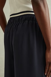 Reiss Navy Fleur Waistband Detail Wide Leg Trousers - Image 5 of 6