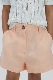 Reiss Apricot Dani Junior Linen Loose Fit Shorts - Image 3 of 4