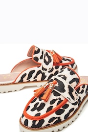 Moda in Pelle Animal Print Etana Cleated Plan Shoes - Image 4 of 4
