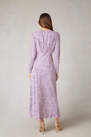 Ro&Zo Purple Geo Print Ruched Front Midi Dress - Image 5 of 7