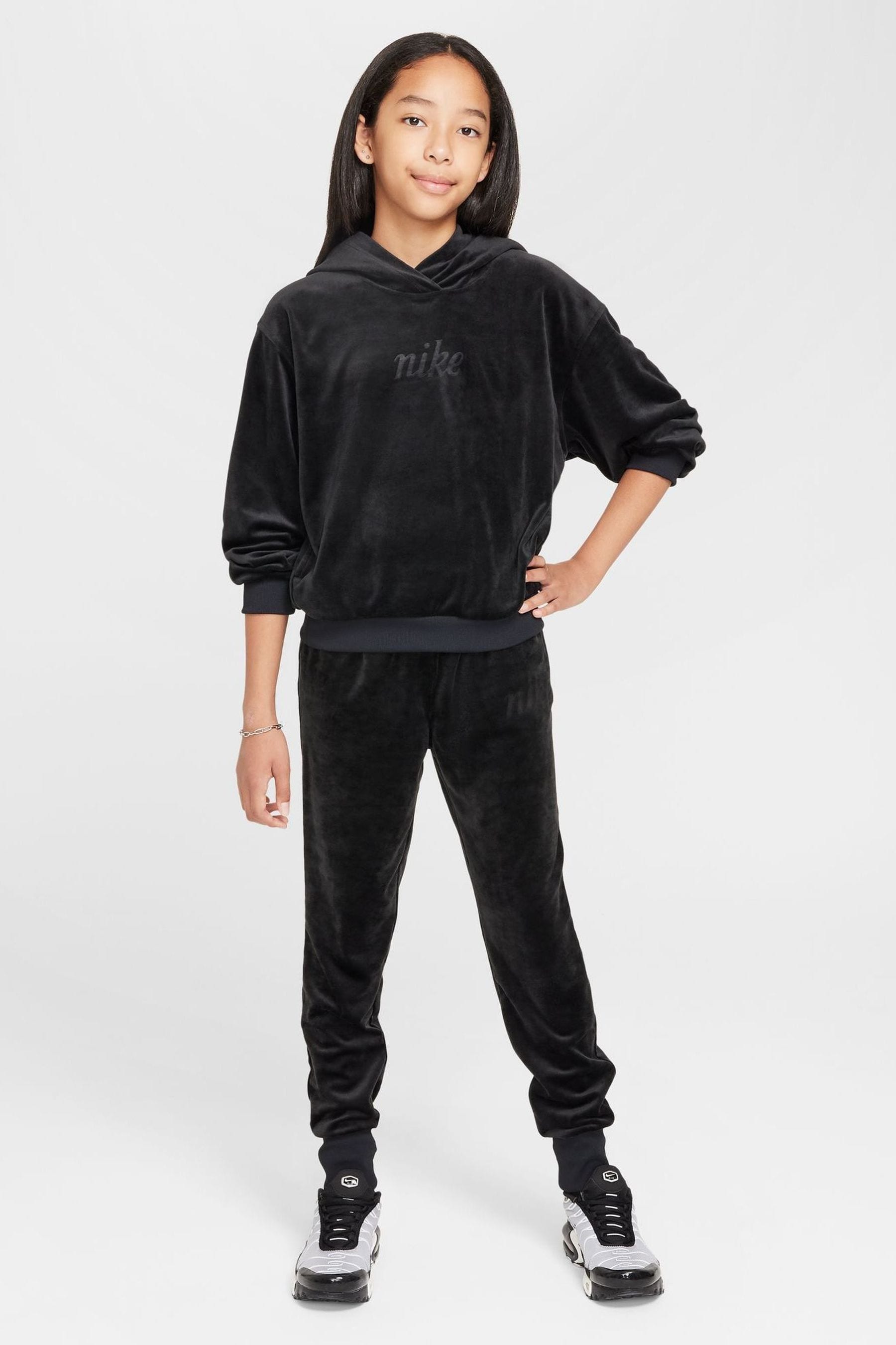 Buy Nike Black Velour Overhead Hoodie from Next Norway