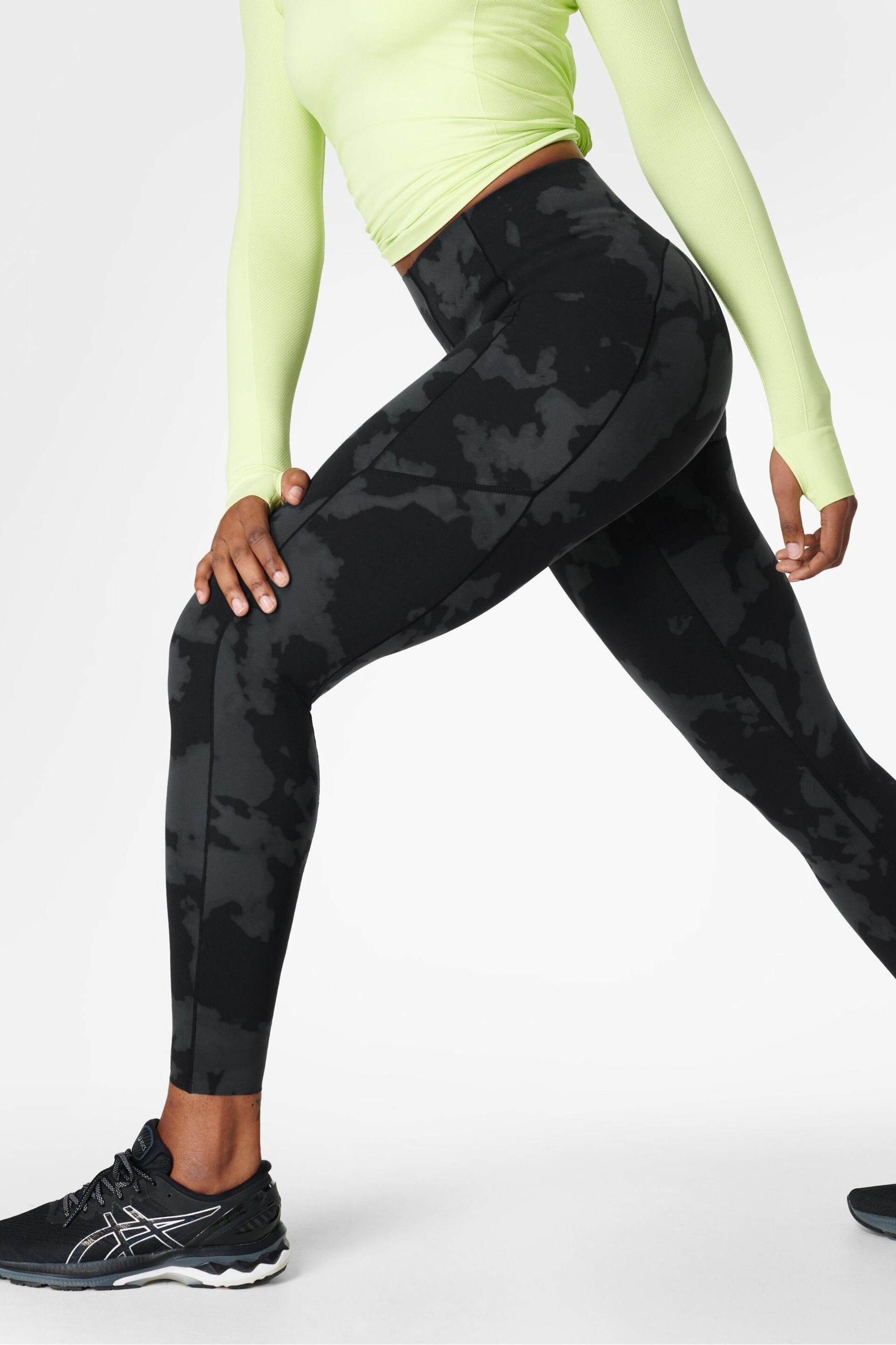 Sweaty Betty Black Fade Print Full Length Power UltraSculpt High Waist Workout Leggings - Image 2 of 6