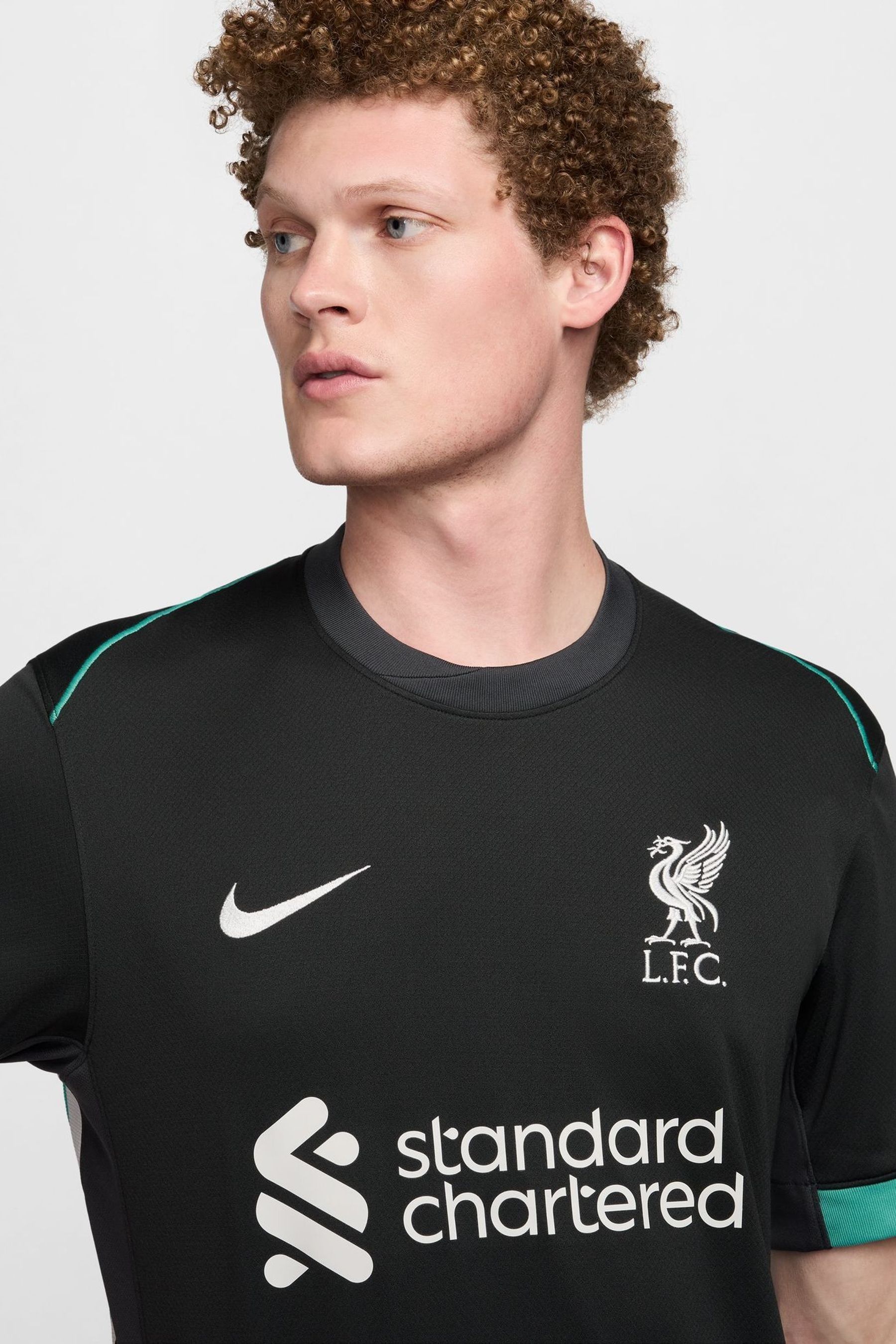 New liverpool nike kit best sale