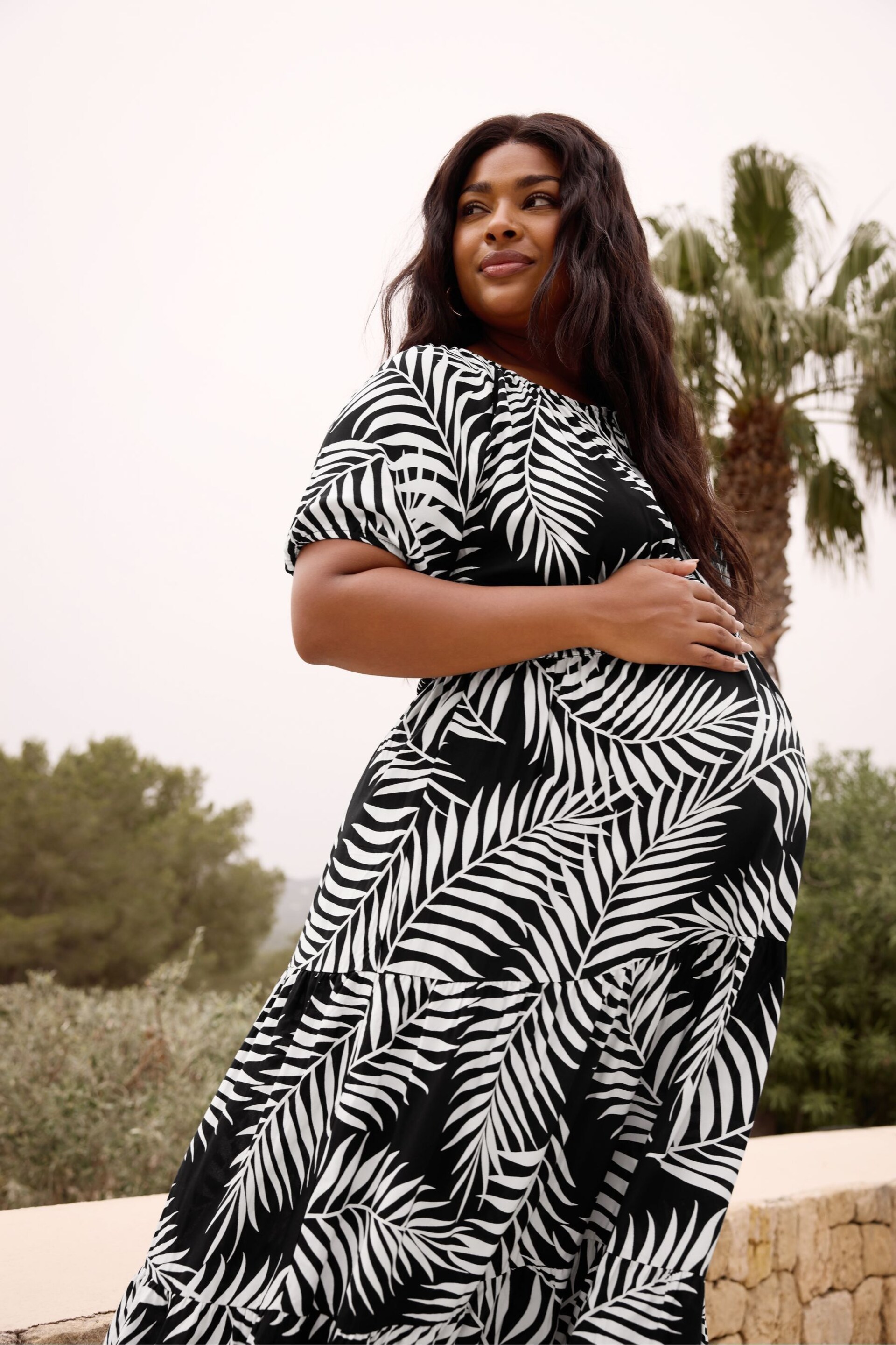 Yours Curve Black BUMP IT UP MATERNITY  Leaf Print Maxi Dress - Image 1 of 6