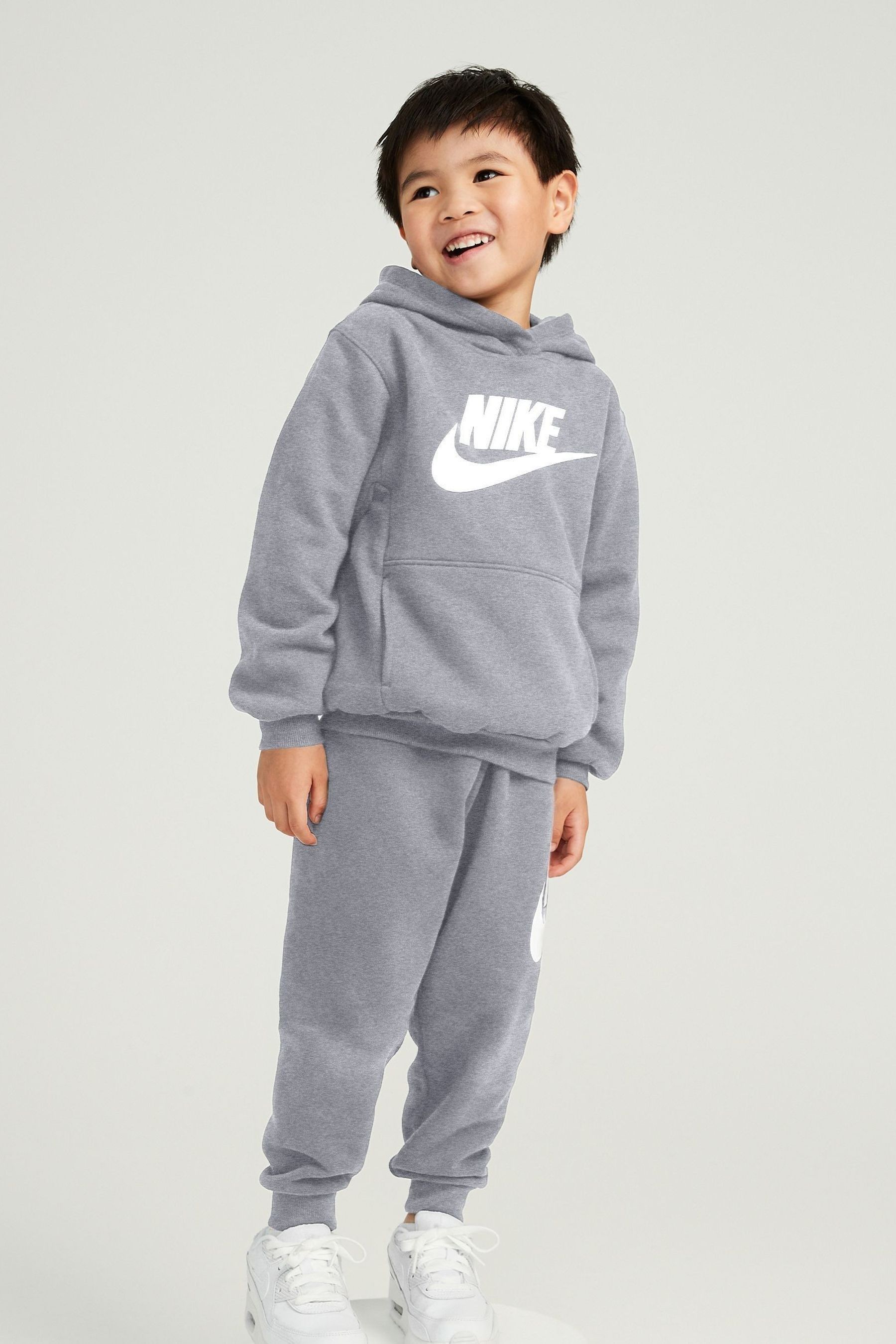 Infant grey nike tracksuit clearance
