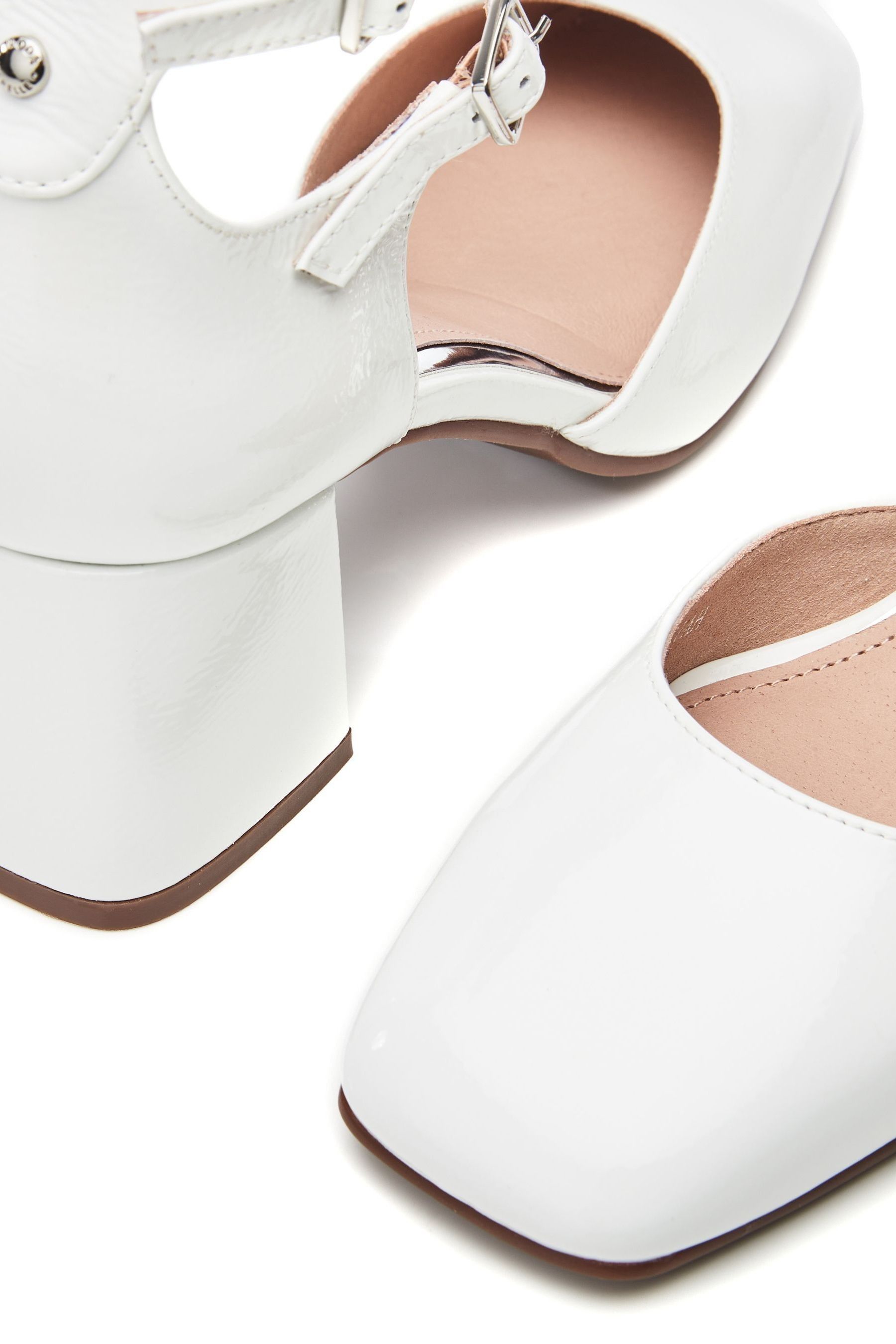 Moda in pelle heels online