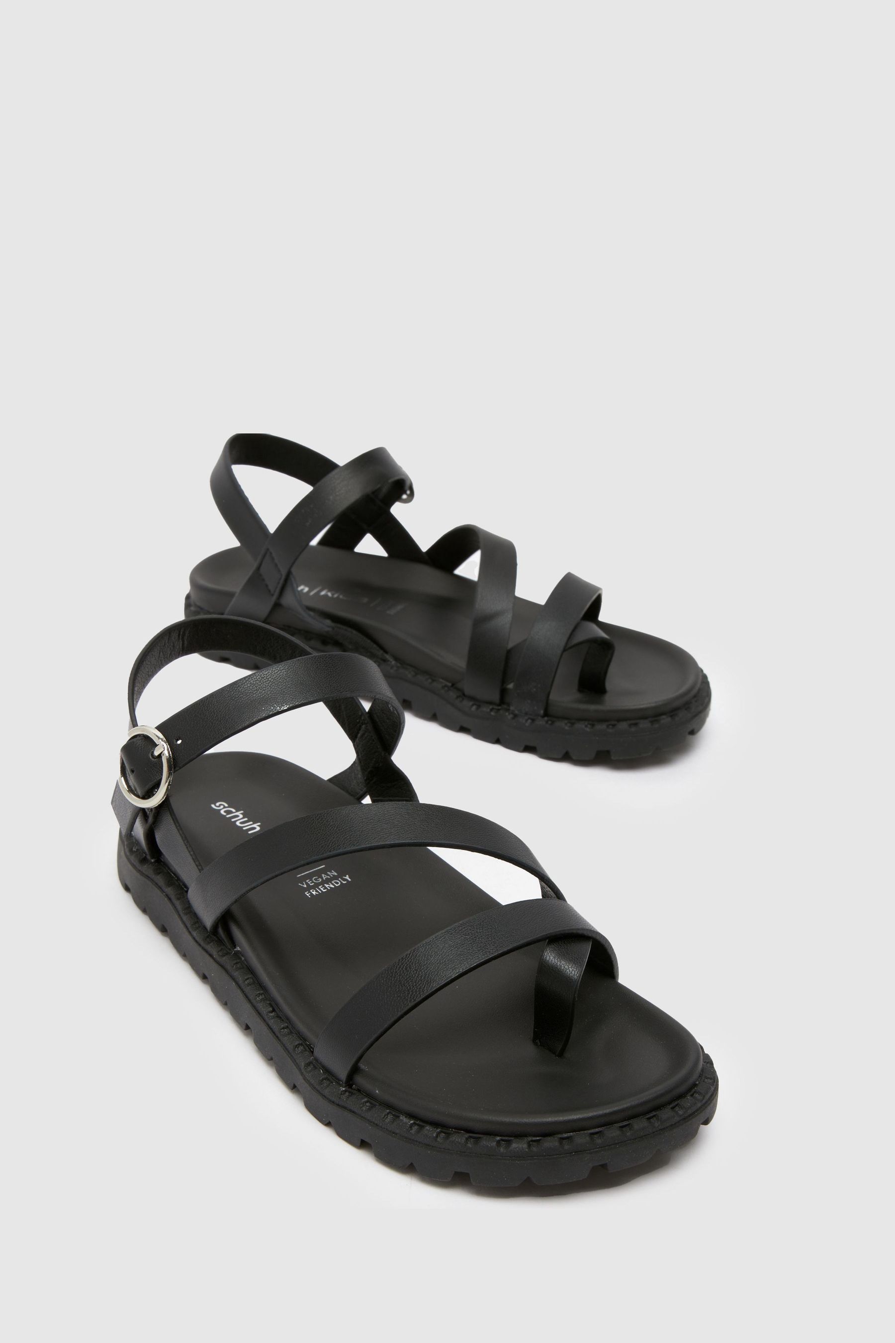 Black sandals schuh top