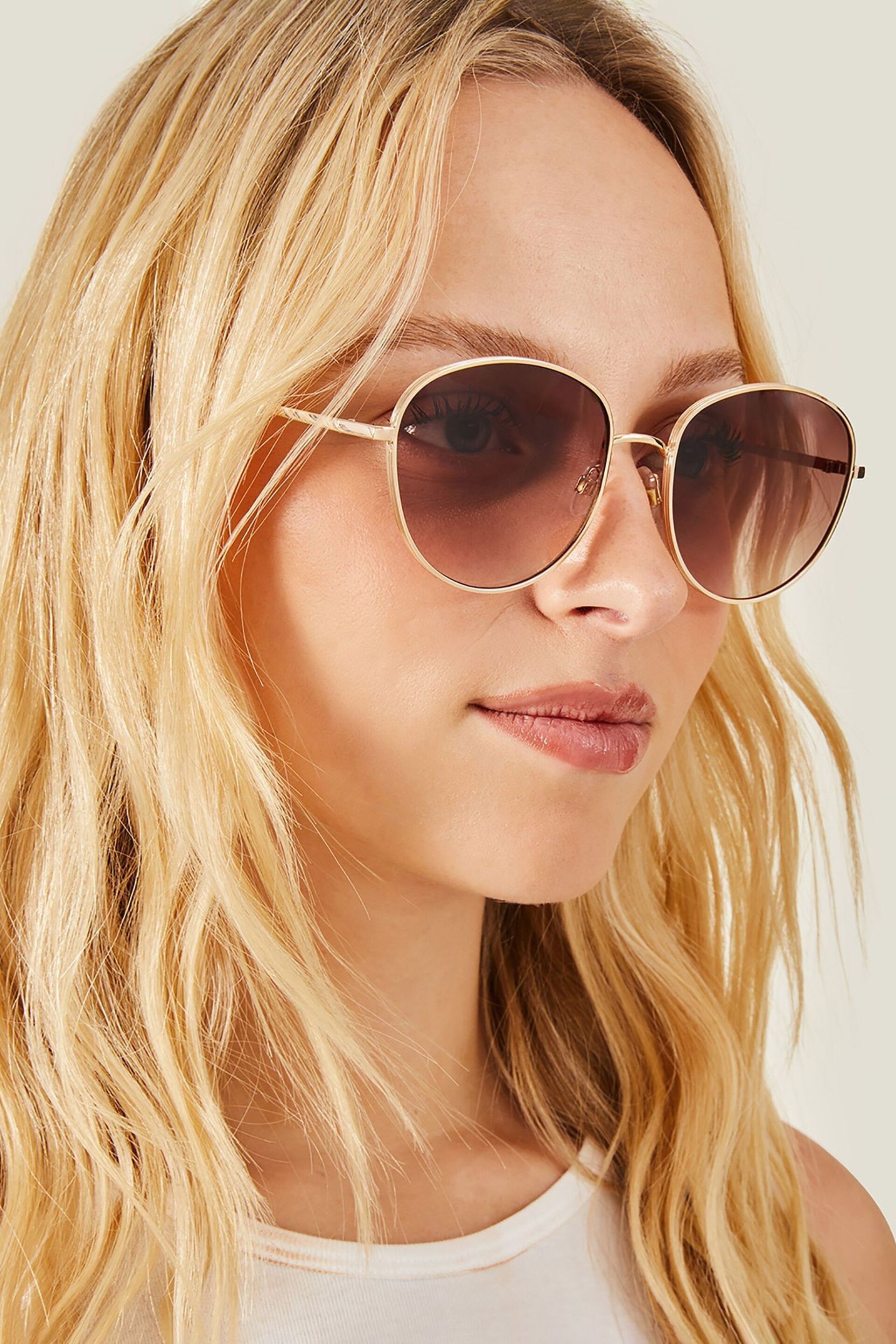 Accessorize Gold Groove Edge Aviator Sunglasses - Image 3 of 3