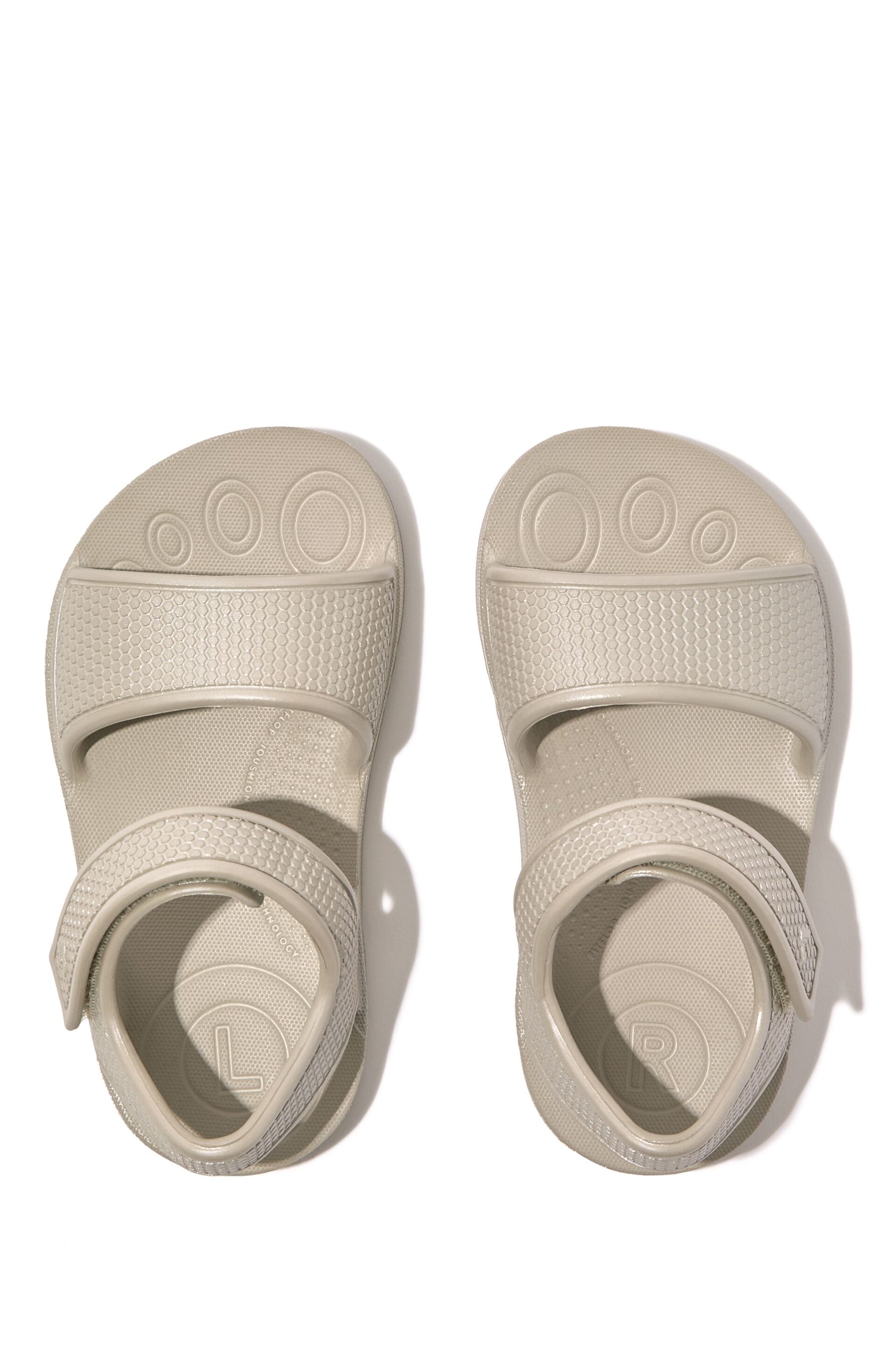 FitFlop Kids Toddler Silver iqushion Shimmer Ergonomic Sandals - Image 3 of 4