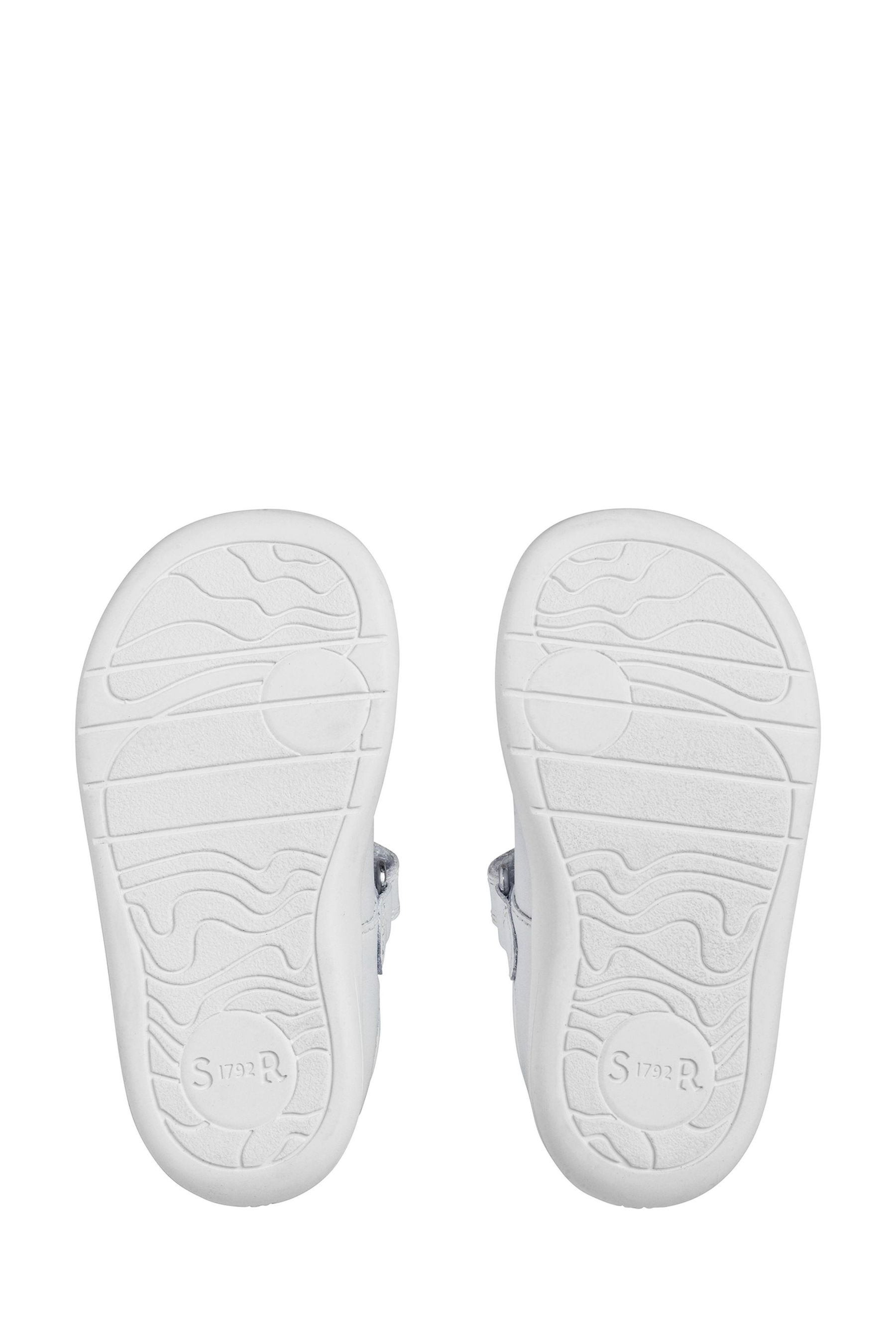 Start rite white shoes online
